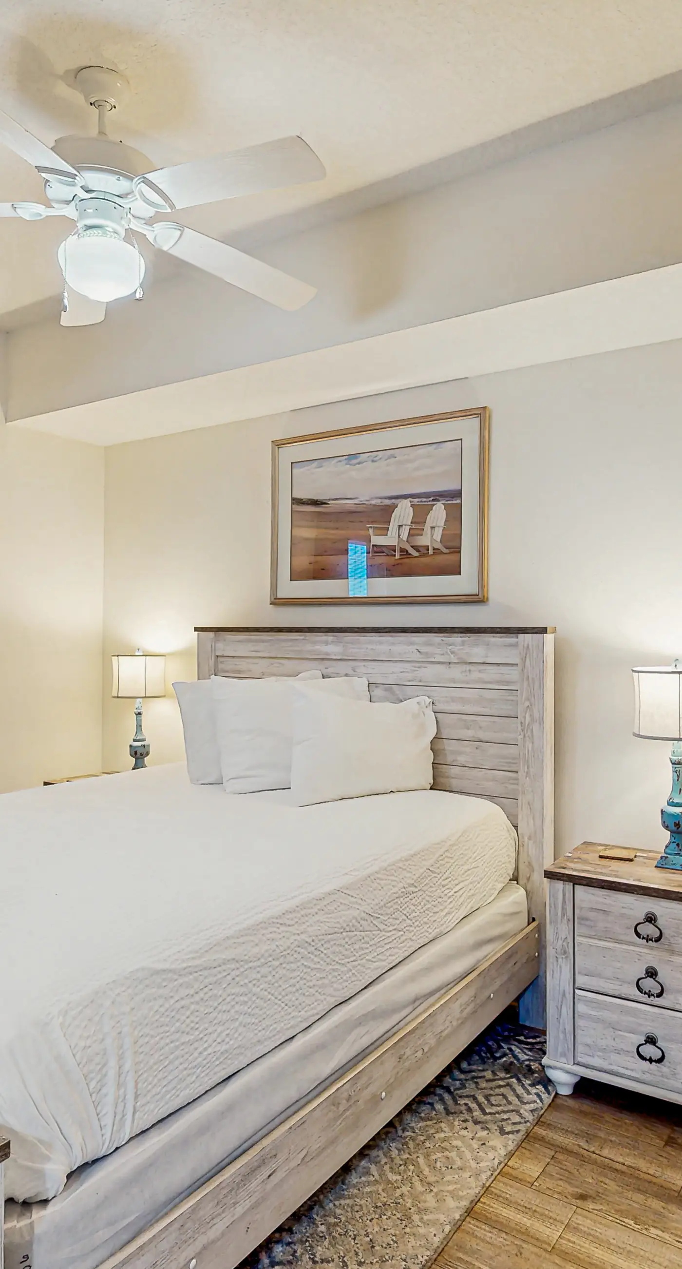 Modern, Gulf-front condo with pool, hot tub & high-speed WiFi