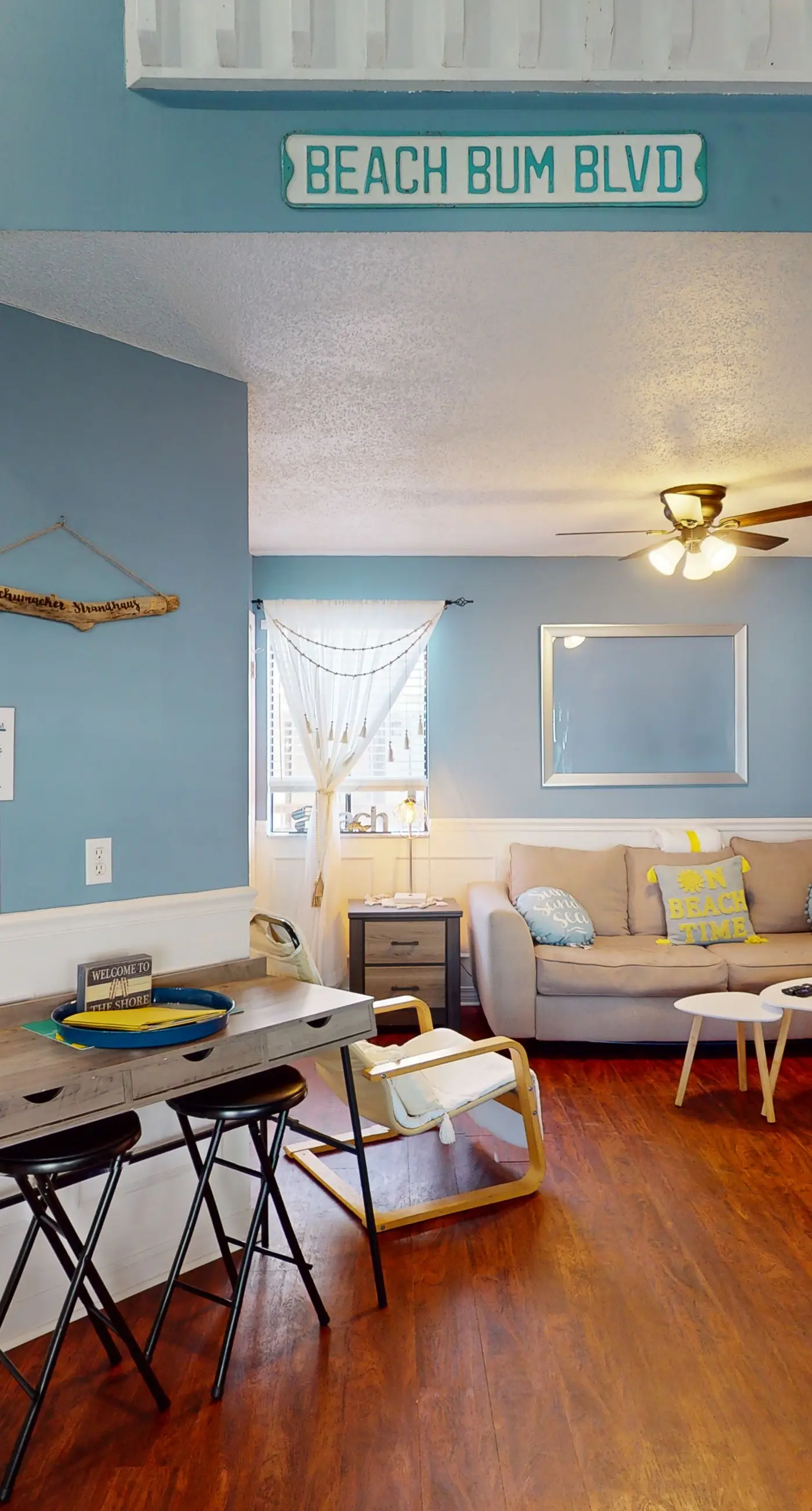 Gulf-view 2-story condo near the beach with porch, streaming, W/D, & central AC