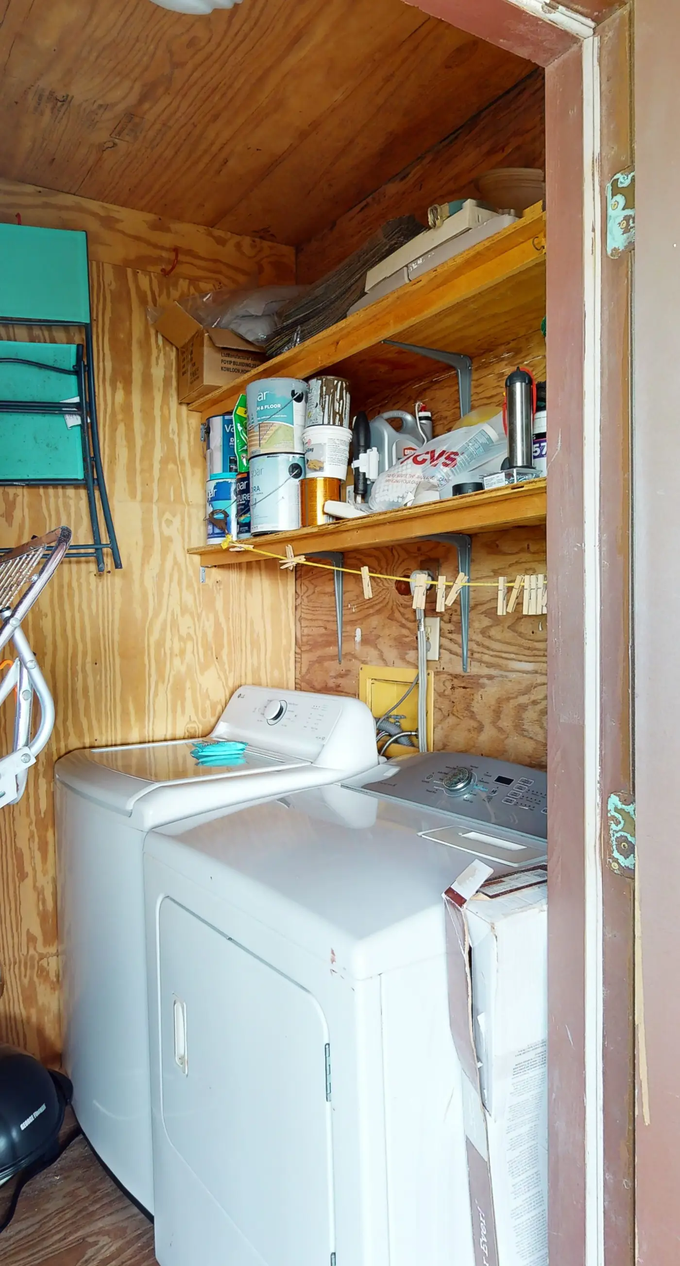 Gulf-view 2-story condo near the beach with porch, streaming, W/D, & central AC