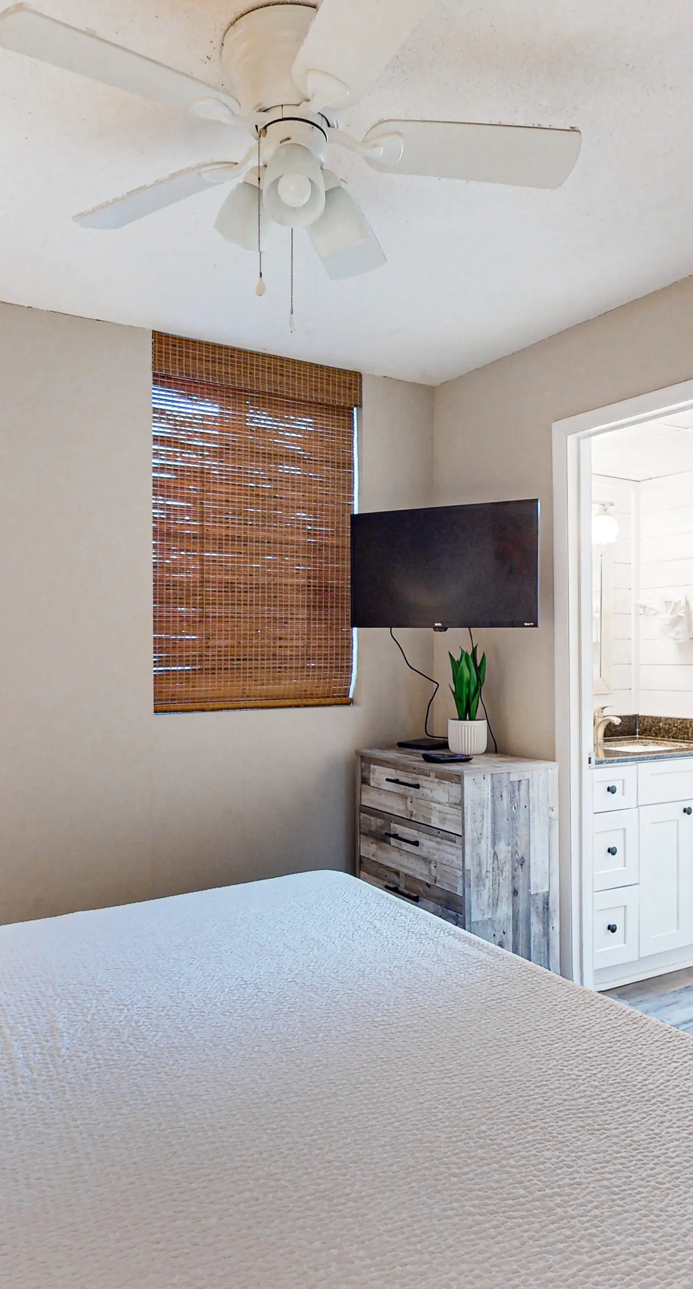 Beautiful beachfront condo with private balcony and shared pool