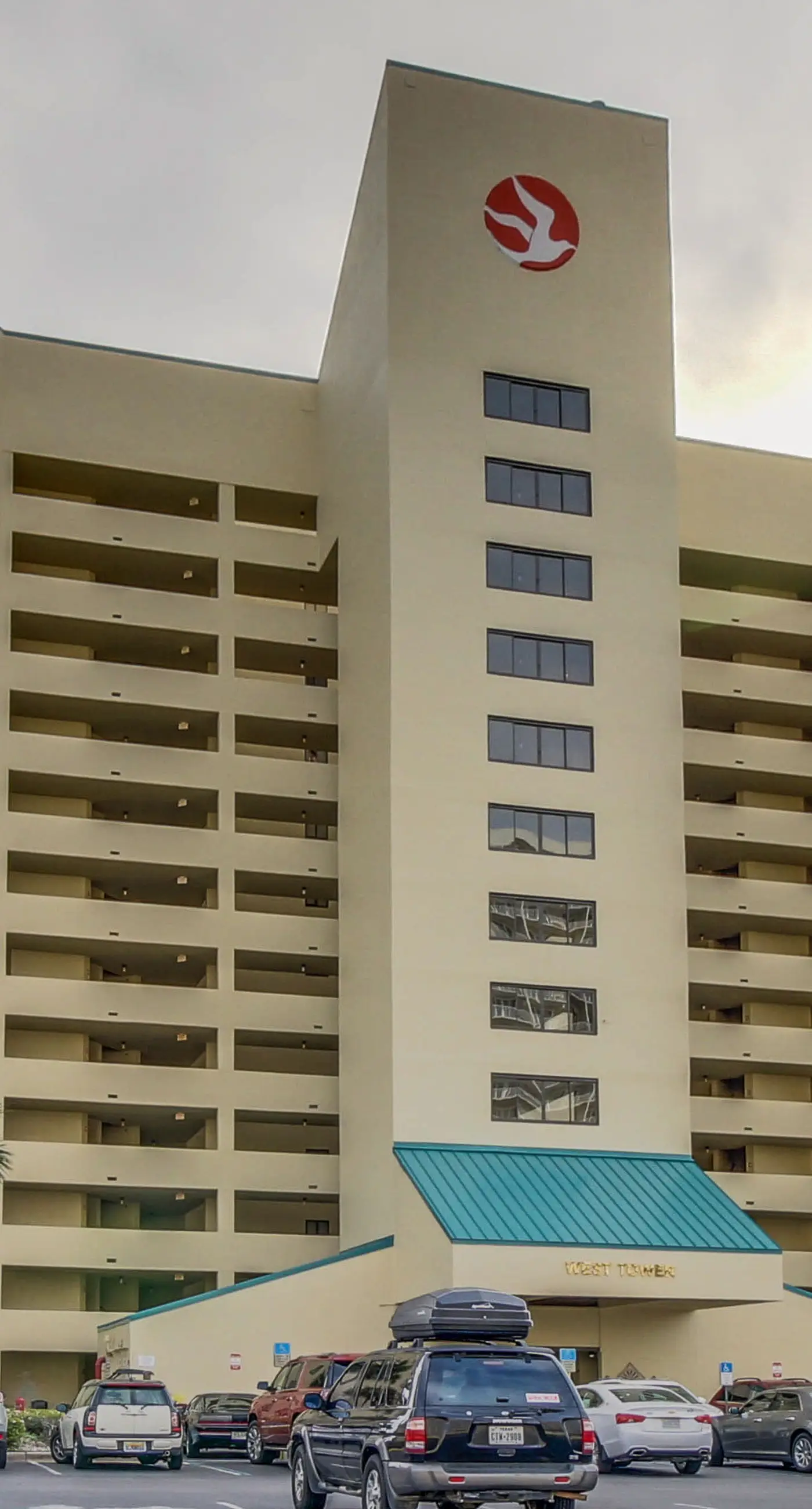 Beautiful beachfront condo with private balcony and shared pool