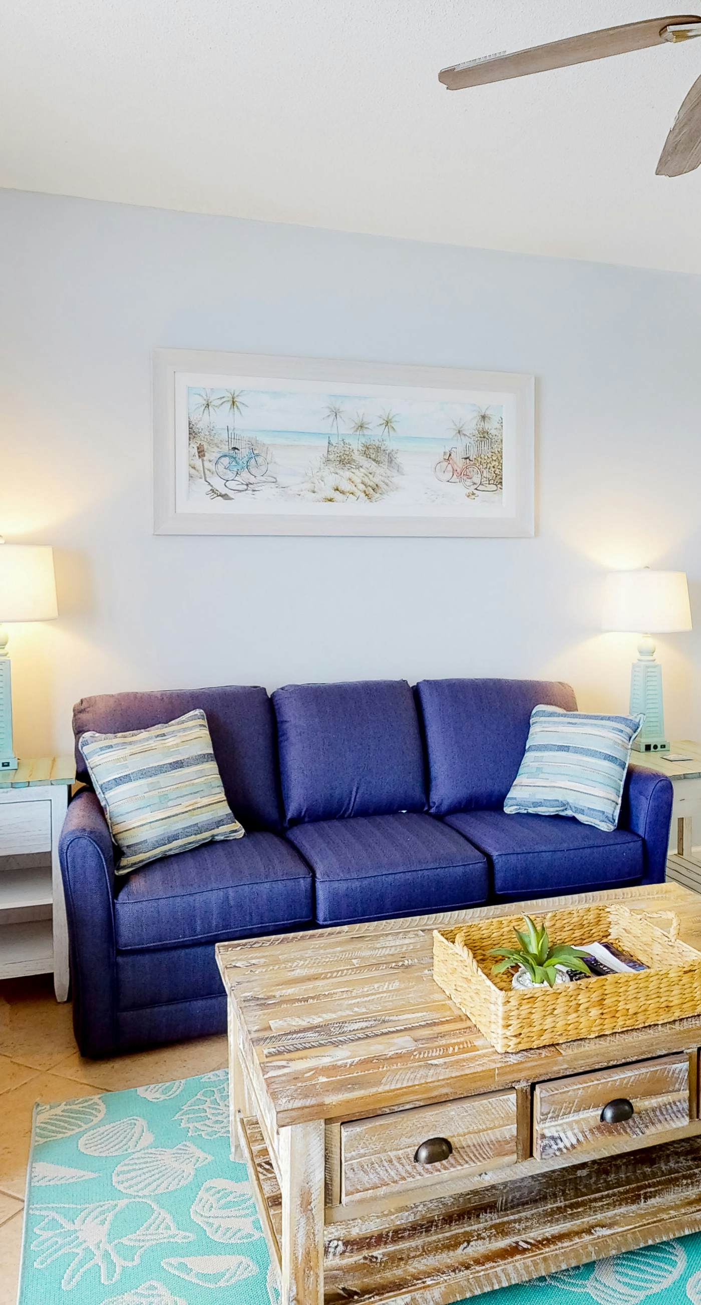 Beachfront condo with stunning Gulf views, beach access, pool, balcony & AC