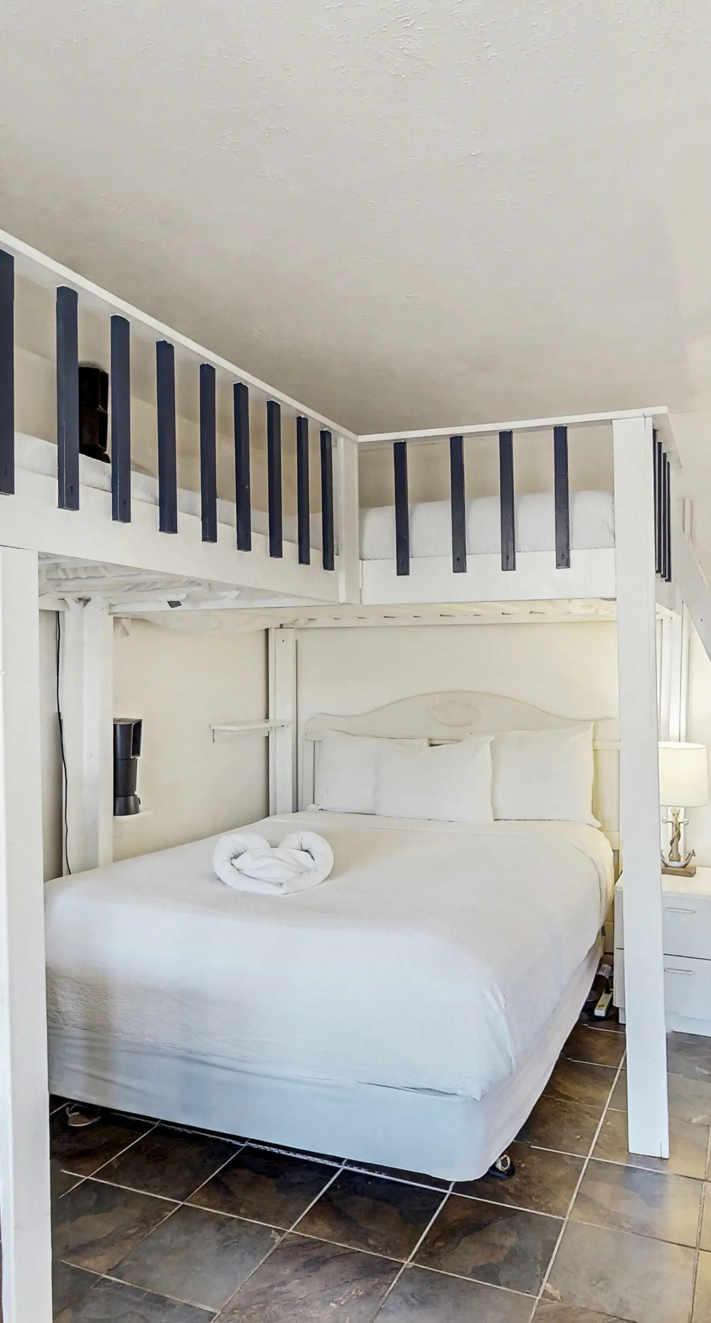 Peaceful studio beach condo with shared pool & full W/D