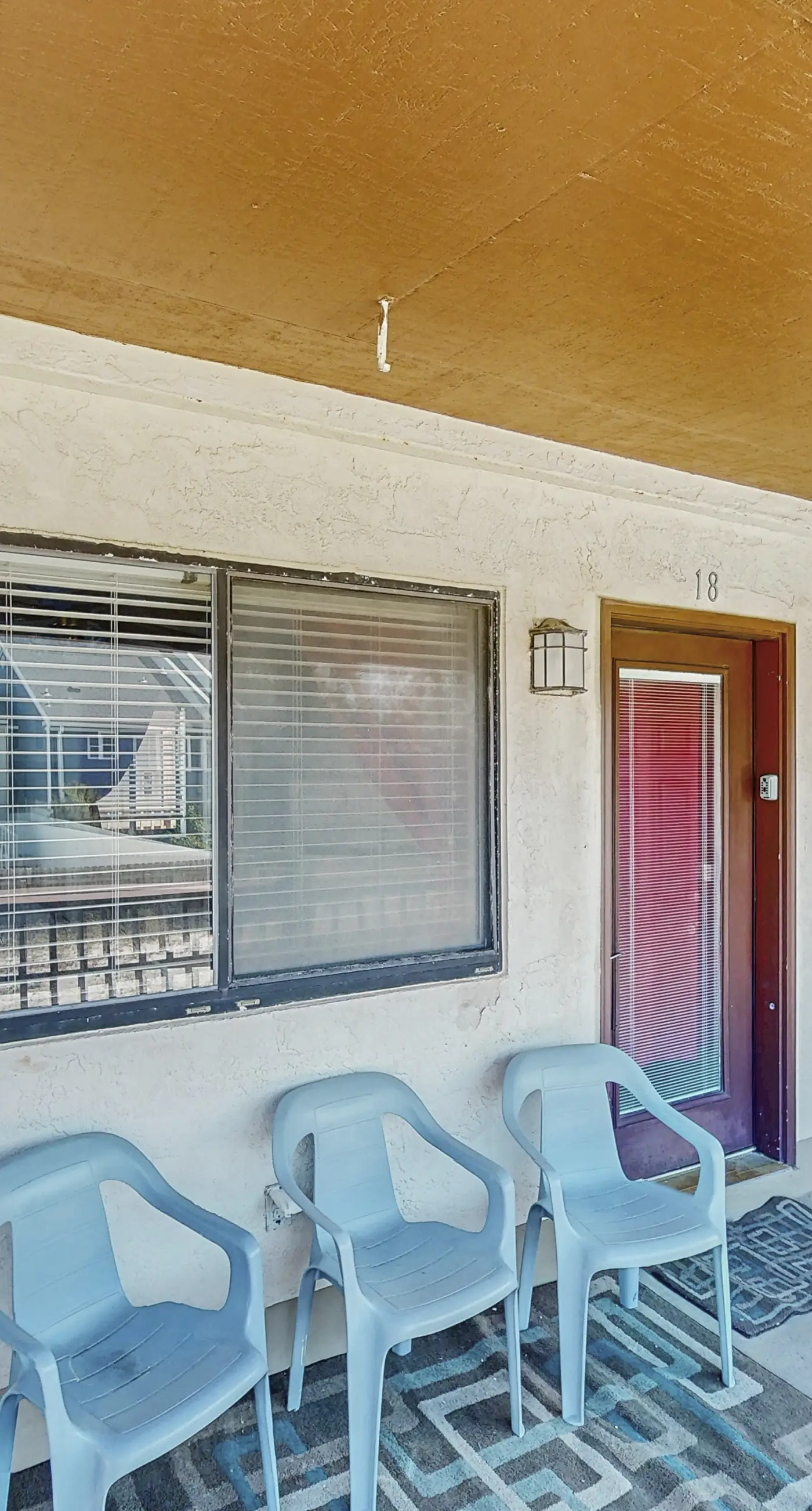 Peaceful studio beach condo with shared pool & full W/D