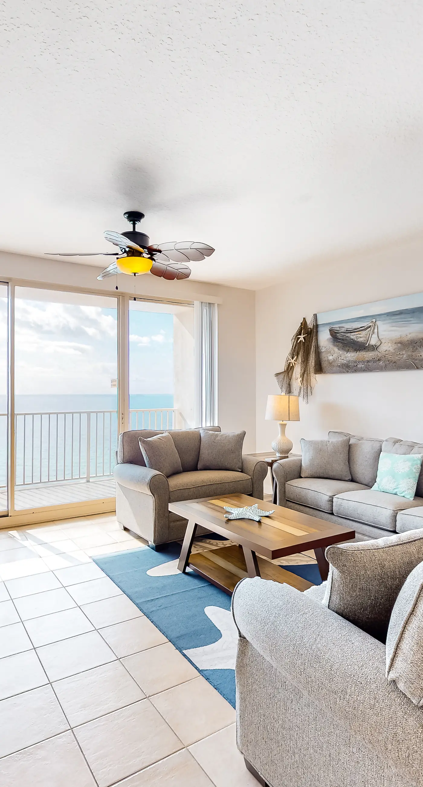 Beachfront condo with amazing Gulf views, balcony, pools, hot tubs, gym, & sauna