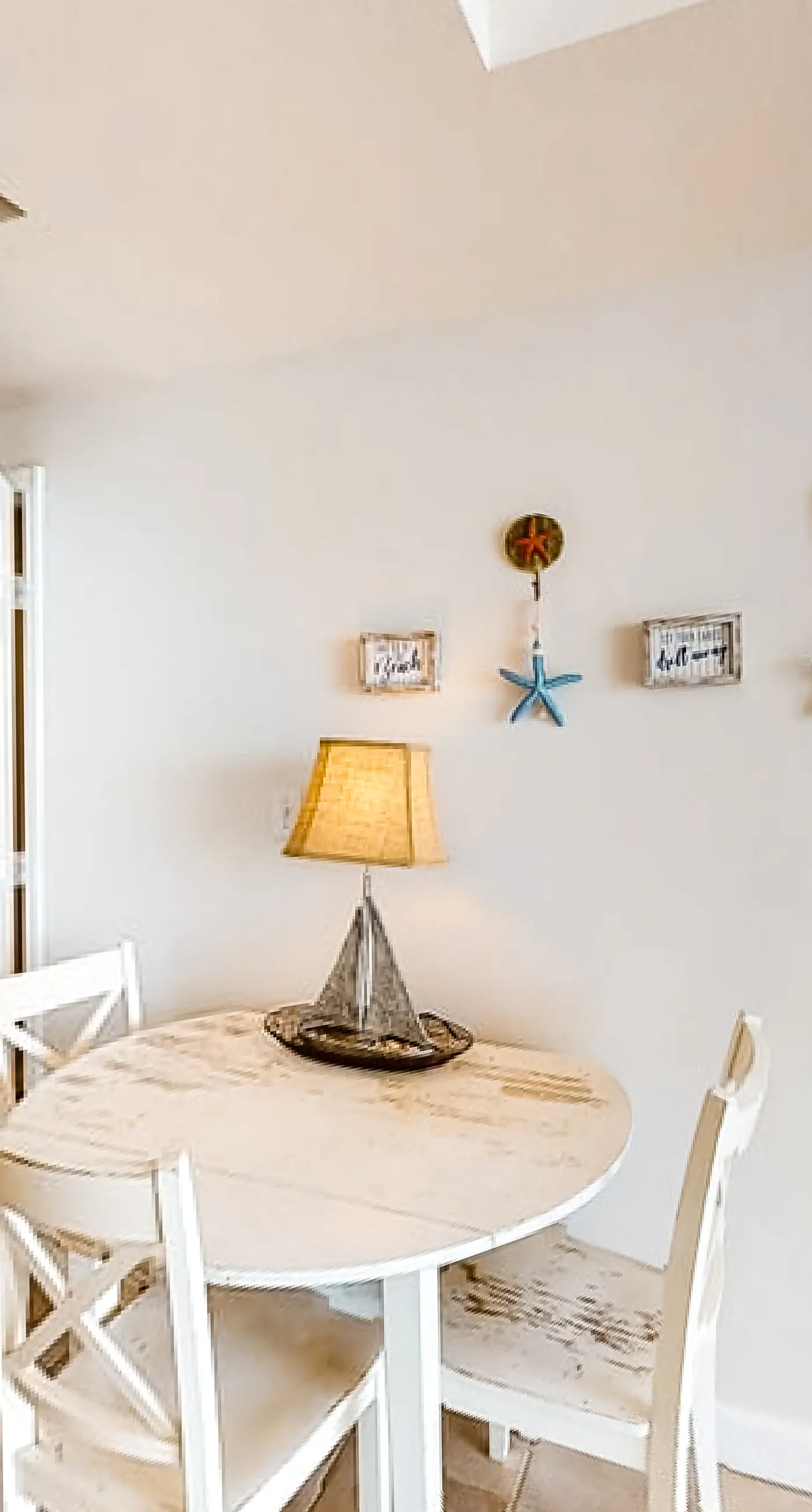 Beachfront condo with amazing Gulf views, balcony, pools, hot tubs, gym, & sauna