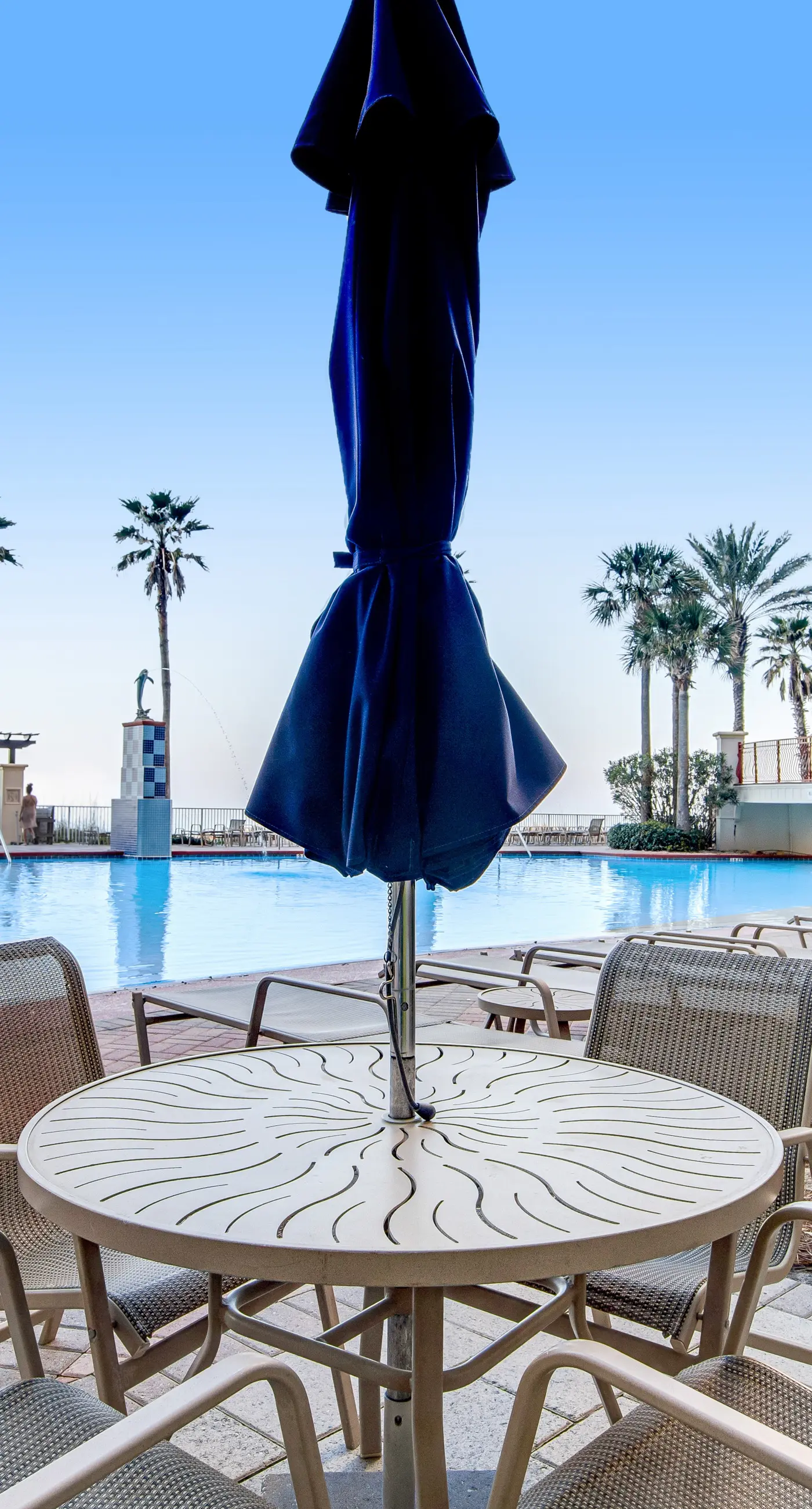 Beachfront condo with amazing Gulf views, balcony, pools, hot tubs, gym, & sauna