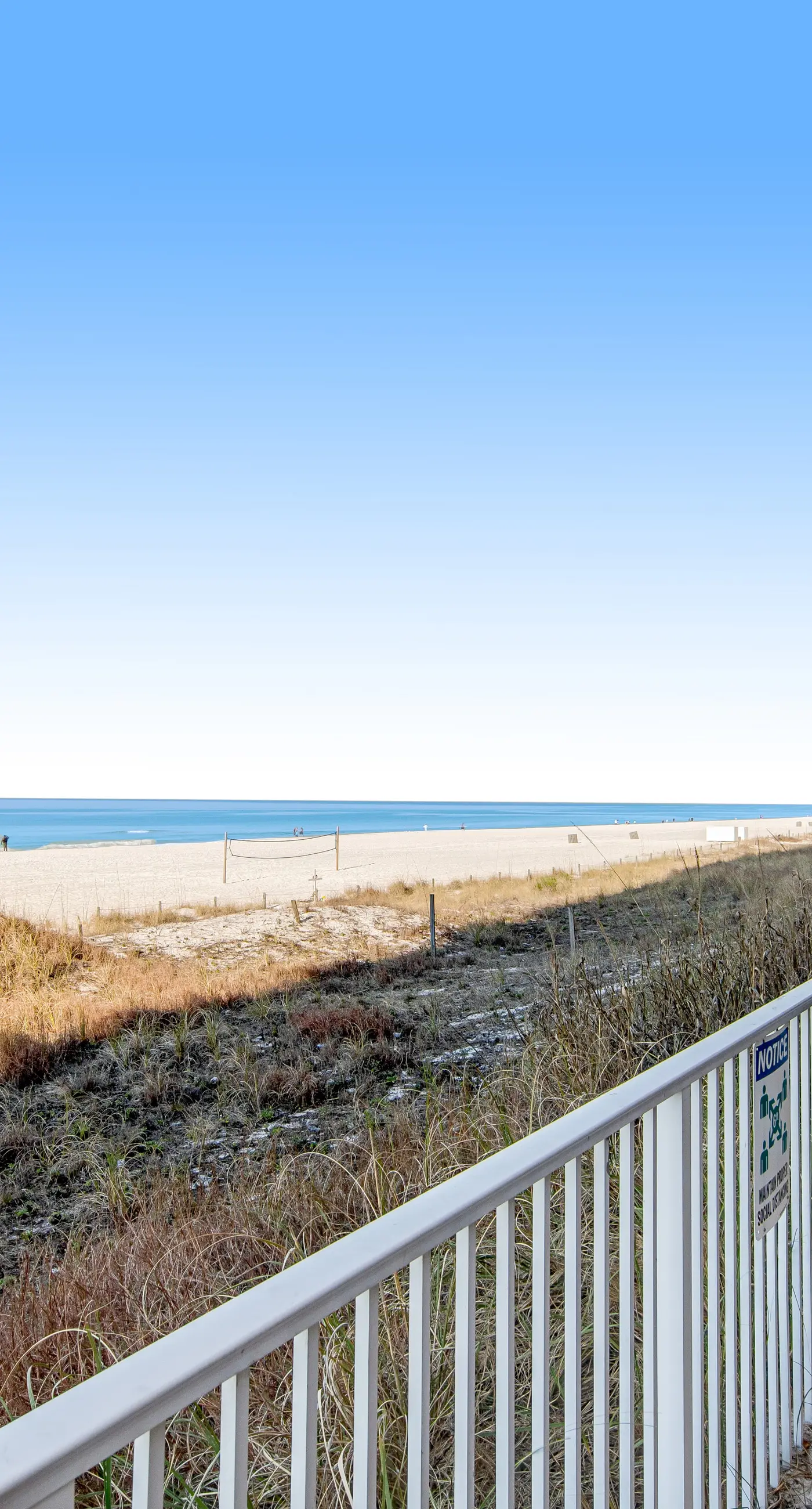 Beachfront condo with amazing Gulf views, balcony, pools, hot tubs, gym, & sauna