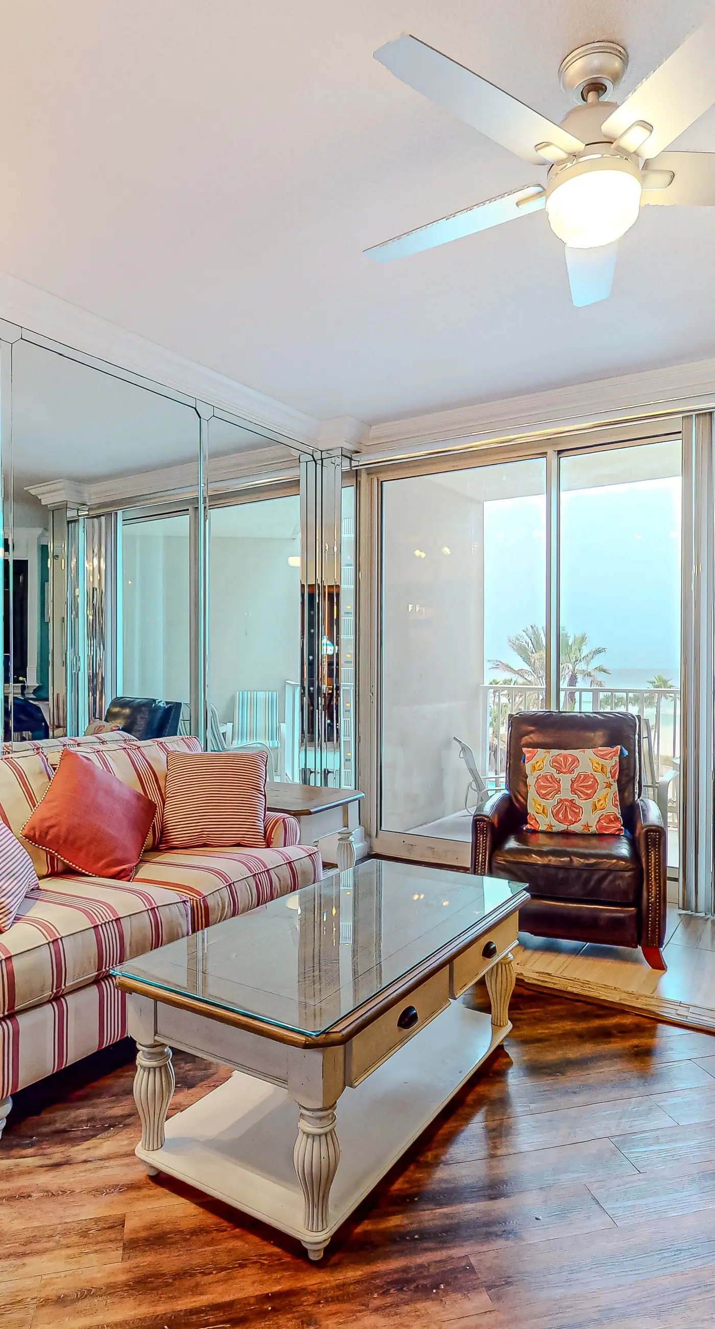 Gulf-front condo with sweeping views, pools, hot tubs, & easy beach