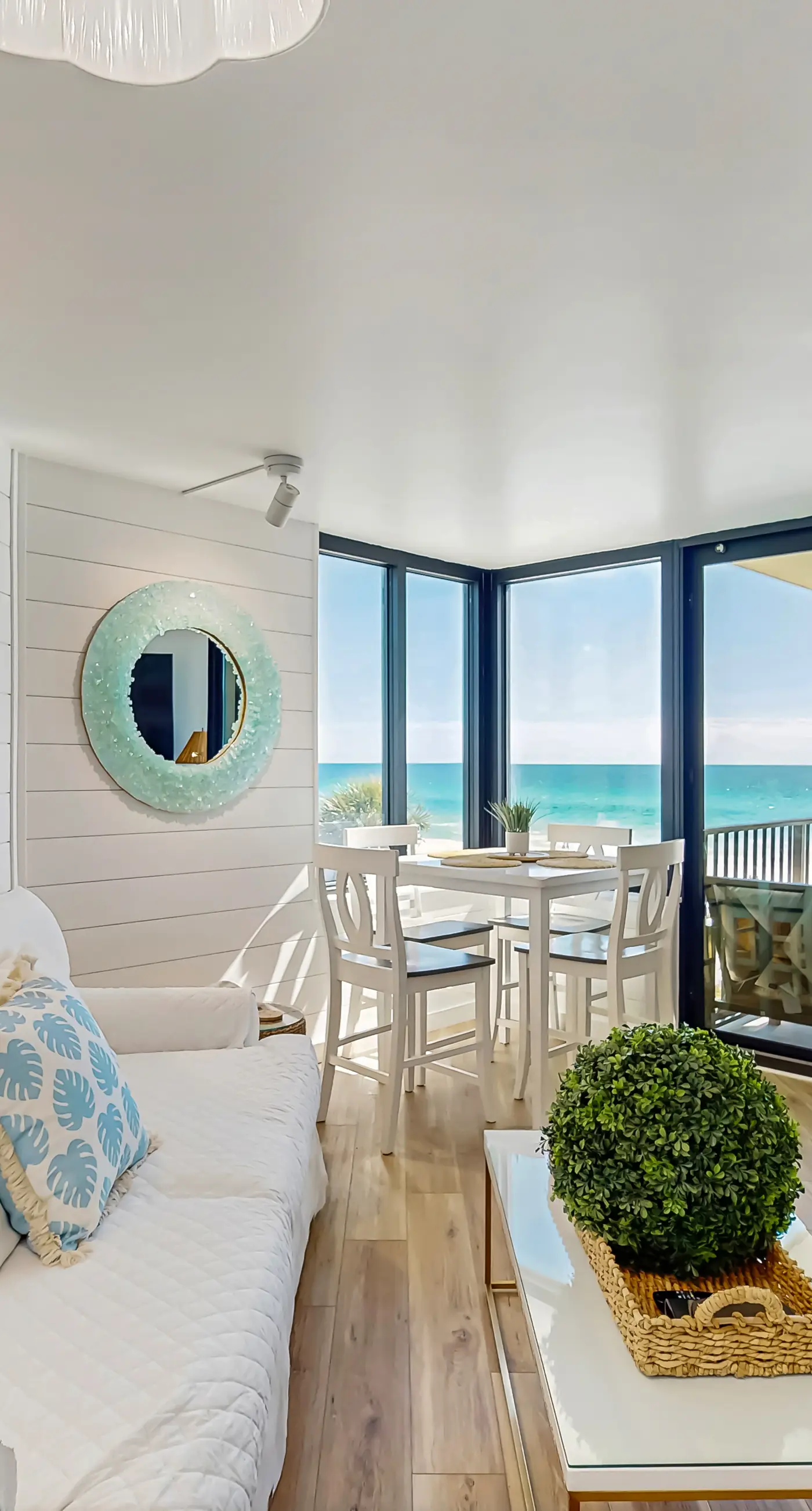 Designer beachfront Gulf-view condo - beach access, pools, tennis, shuffleboard