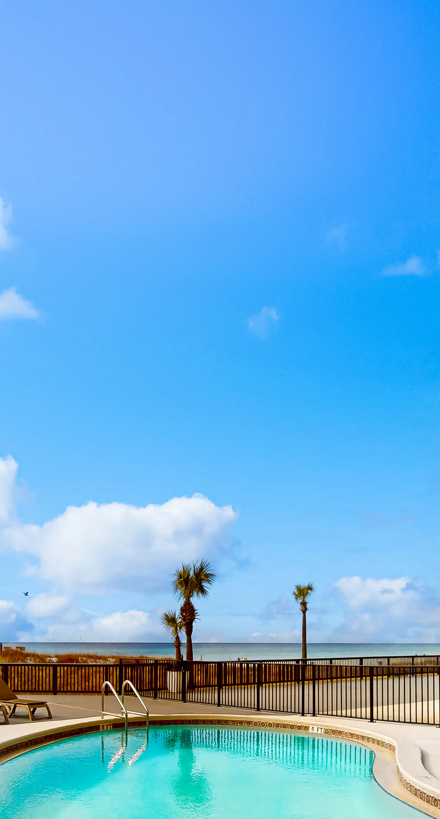 Incredible beachfront getaway with views, pools, & tennis - Snowbirds welcome