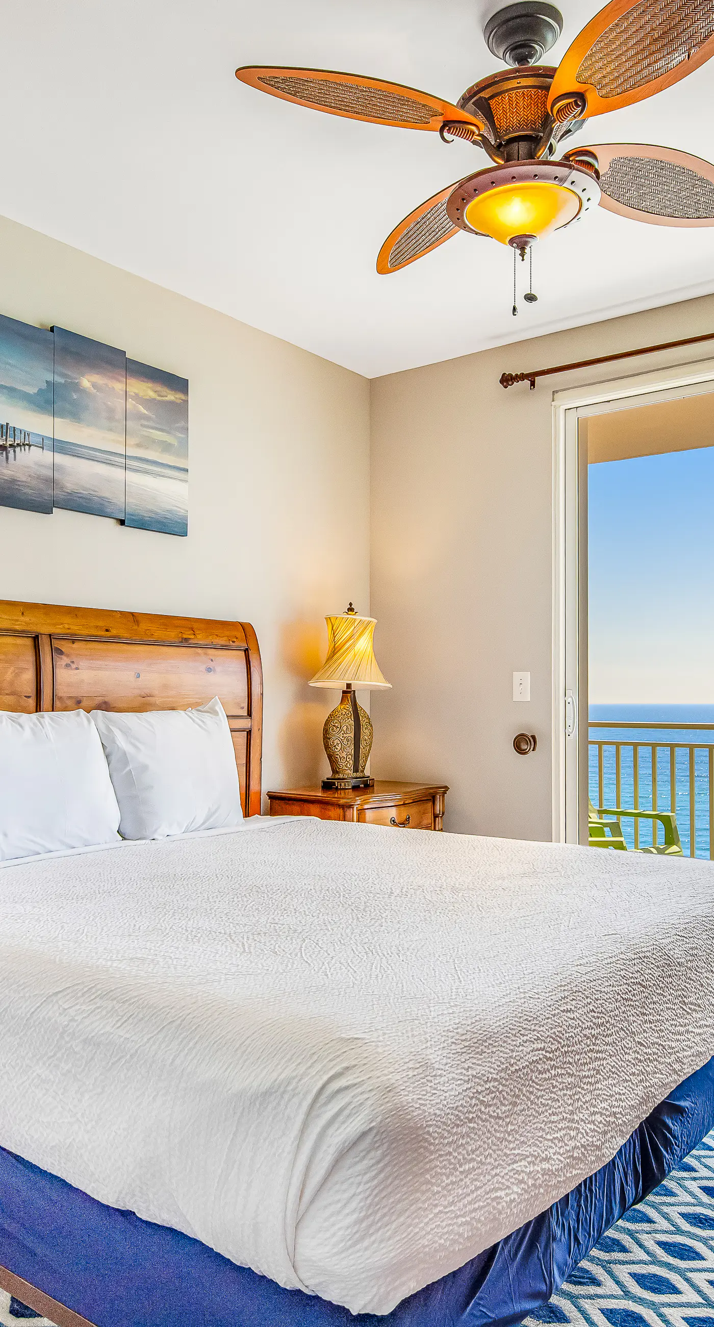 Ocean and breachfront condo with pool, gym, hot tub - walk to the beach