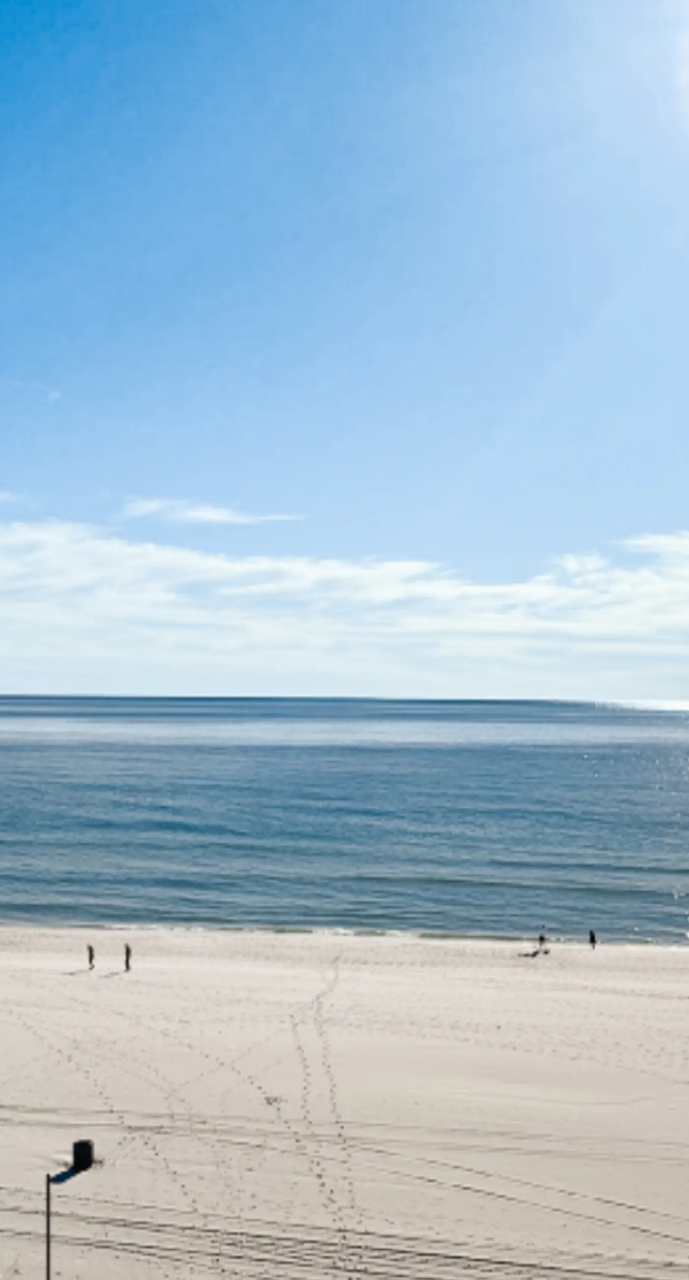 Beachfront Paradise, huge balcony, panoramic Gulf views, pool & fitness room
