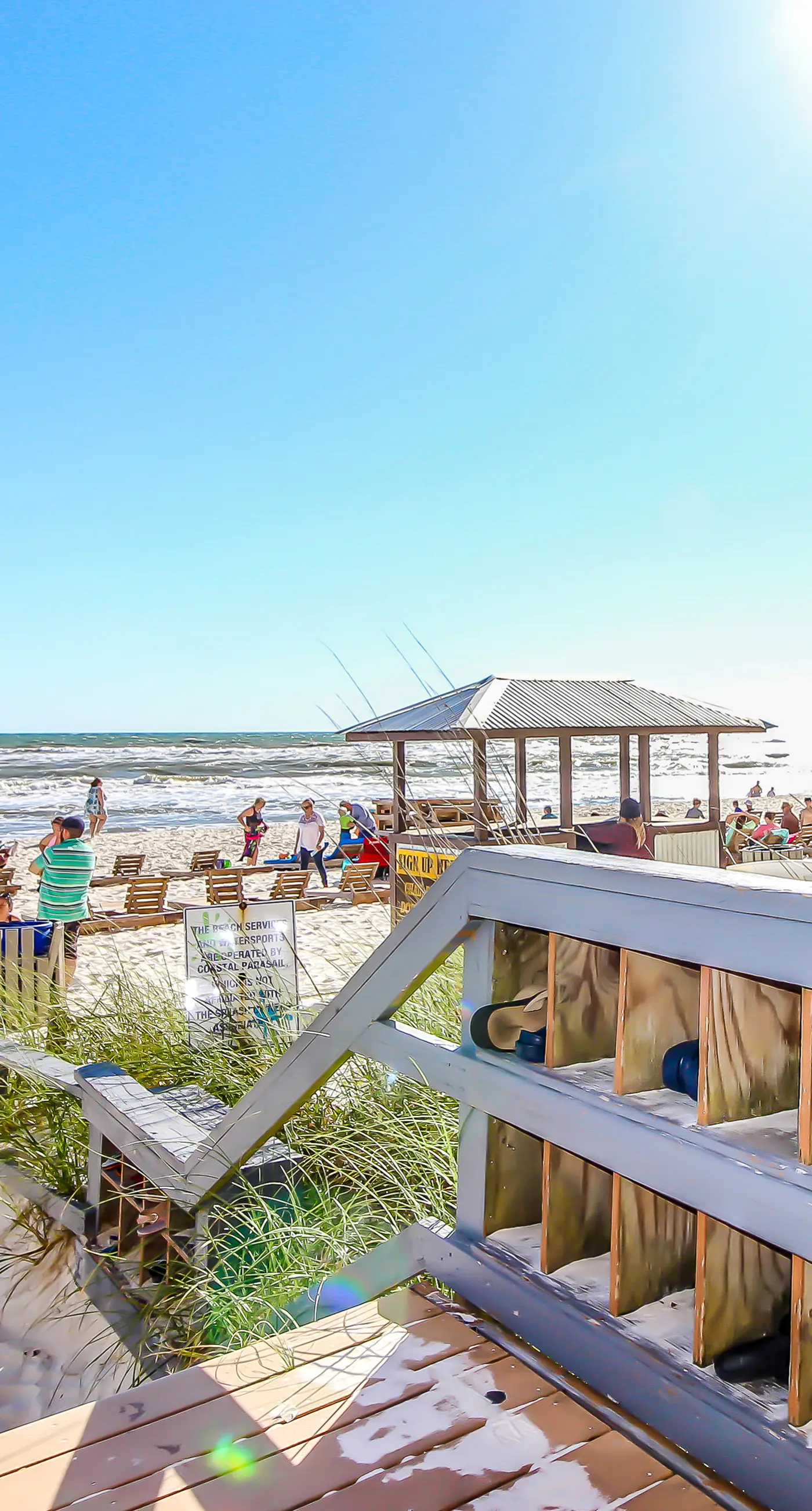 Gulf-front condo with pool, hot tub, balcony, & complimentary beach service