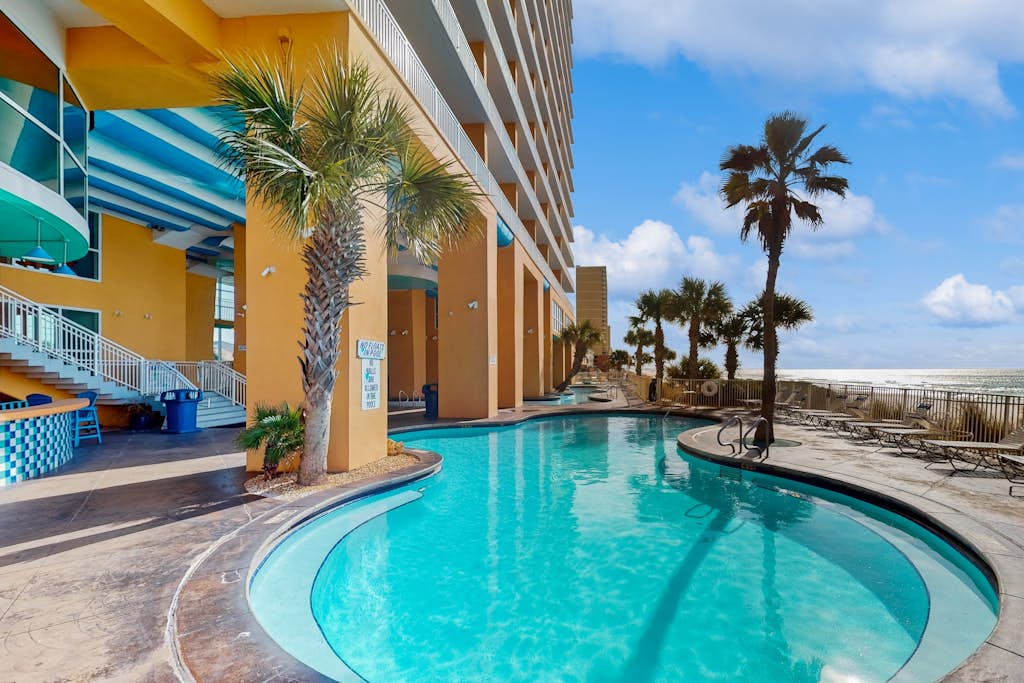 Splash Resort 1602W