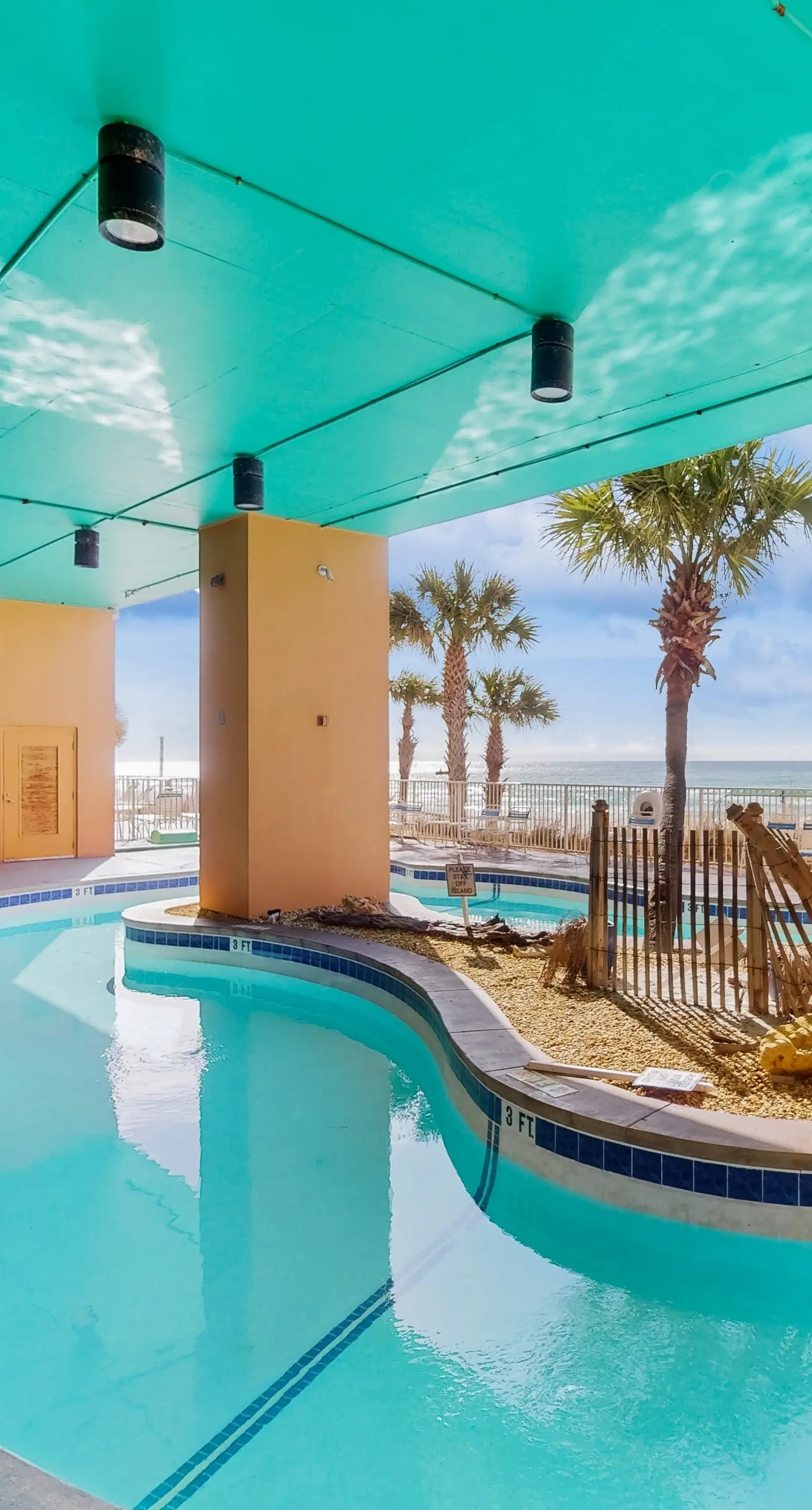 Privacy & serenity in beachfront condo with Gulf view & pools/hot tub