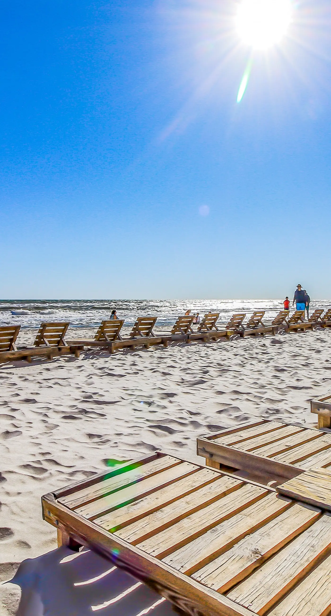 Privacy & serenity in beachfront condo with Gulf view & pools/hot tub