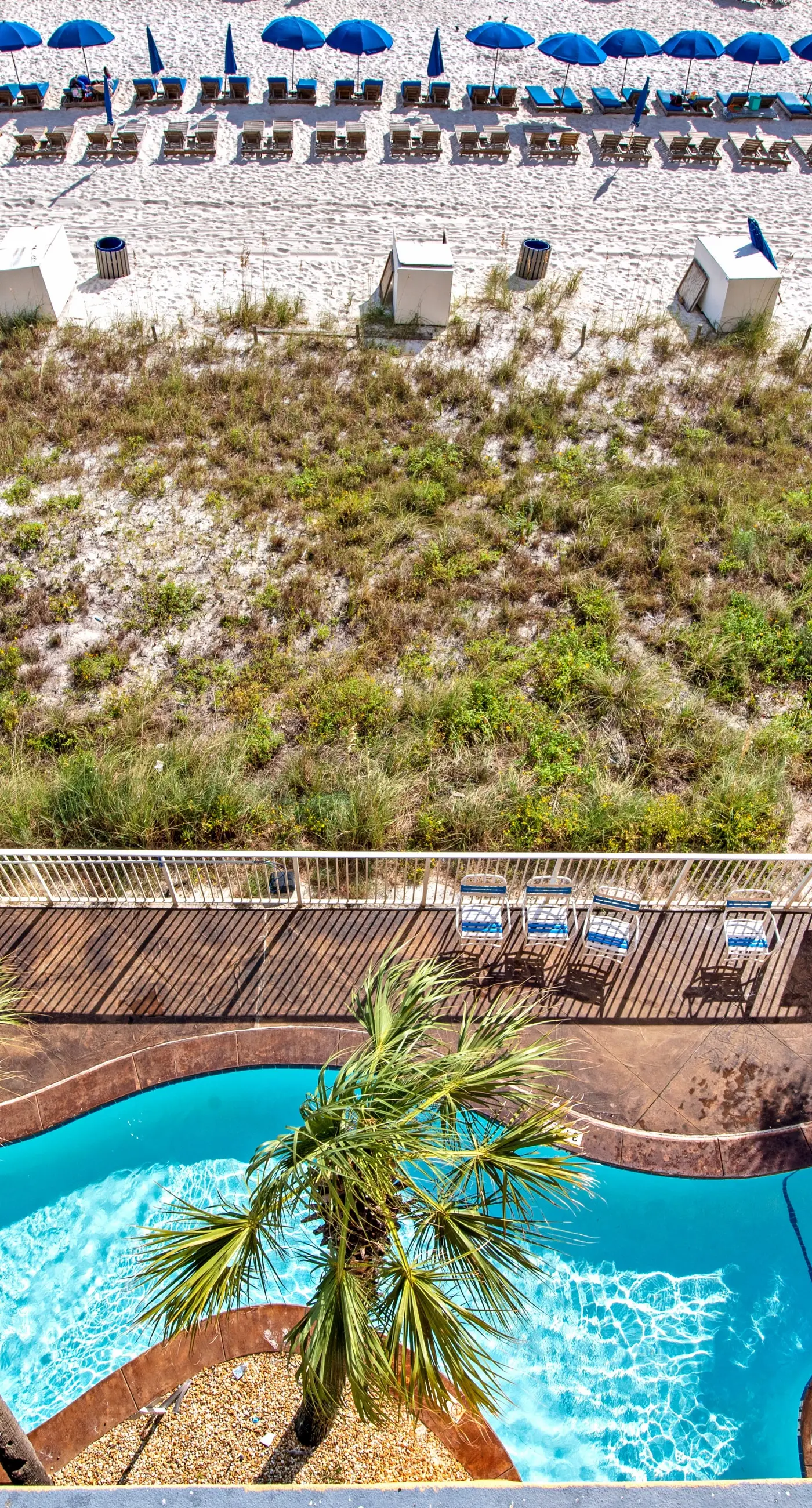 Privacy & serenity in beachfront condo with Gulf view & pools/hot tub