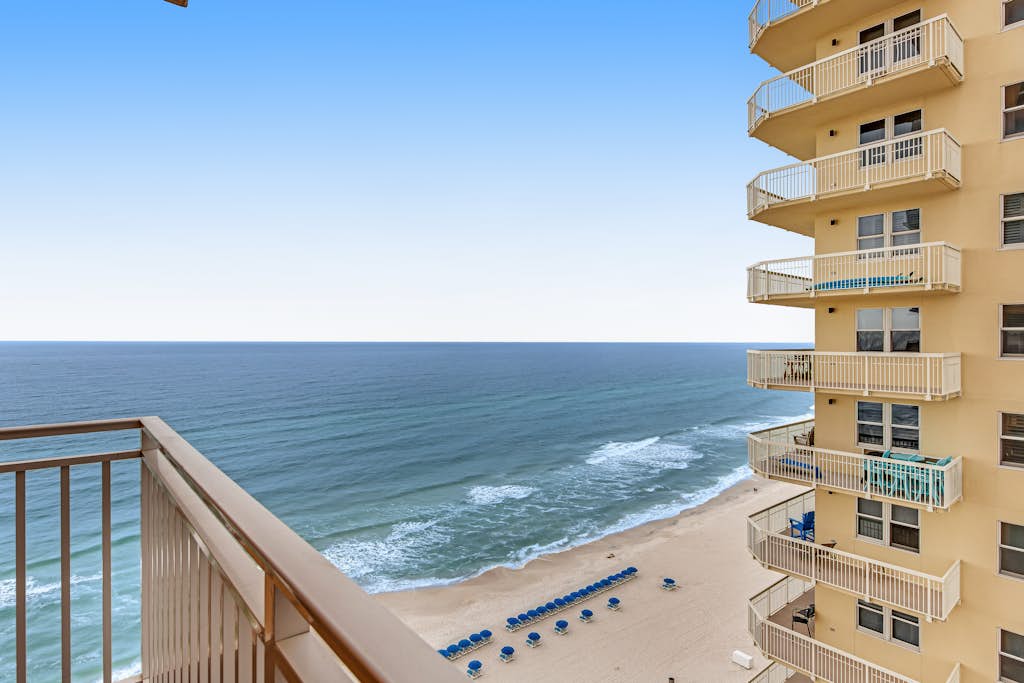 Splash Resort 1401W