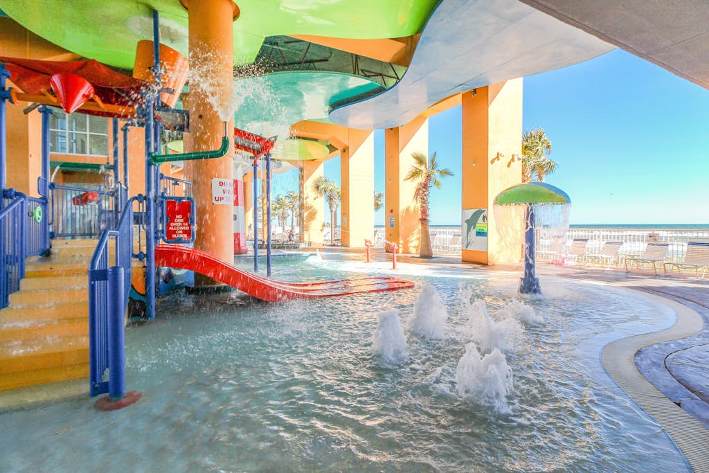 Splash Resort 1905W