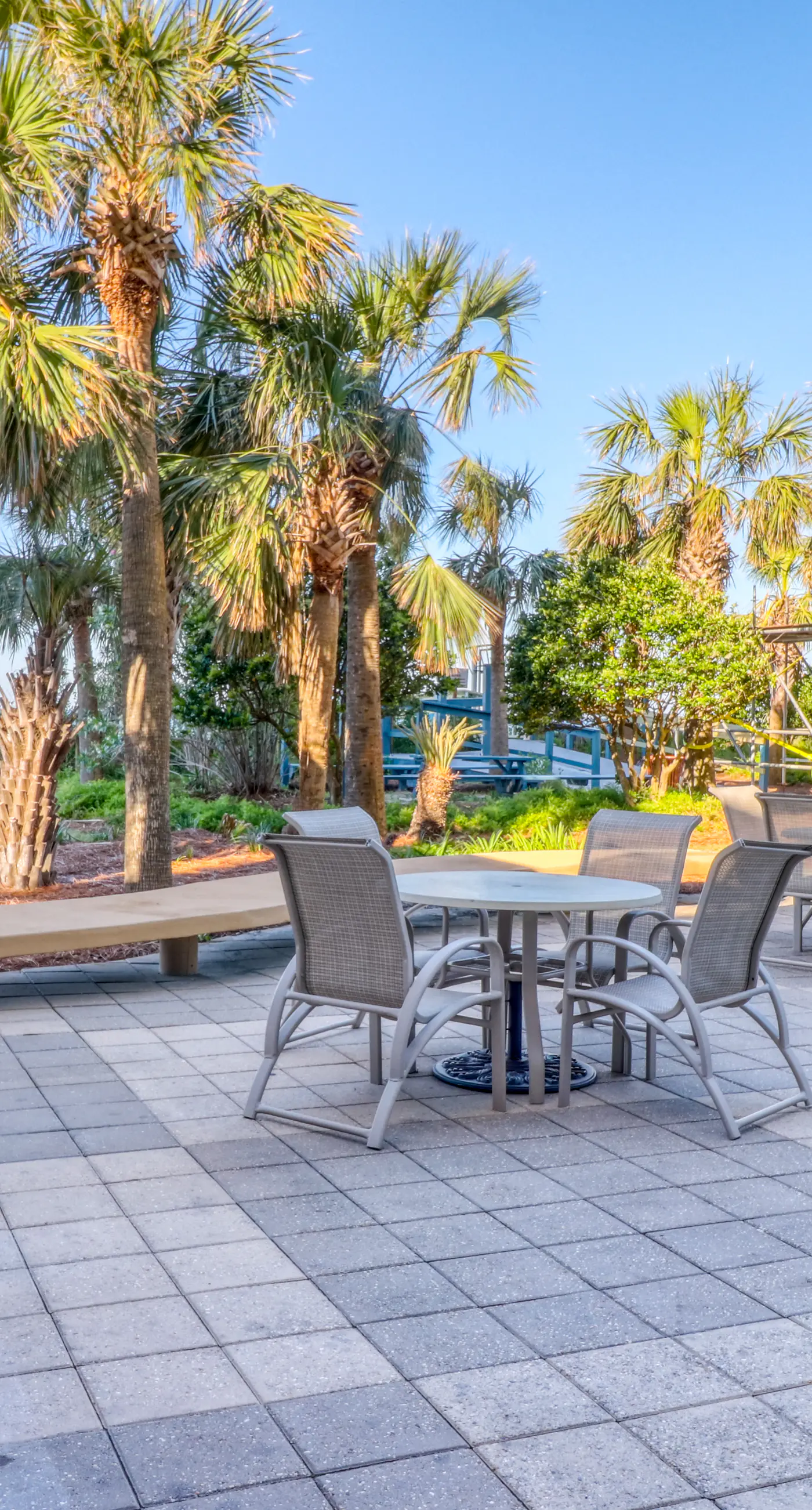 Gulf-front Condo w/ Shared Pool & Hot Tub, Ocean Views, WiFi, and Washer/Dryer