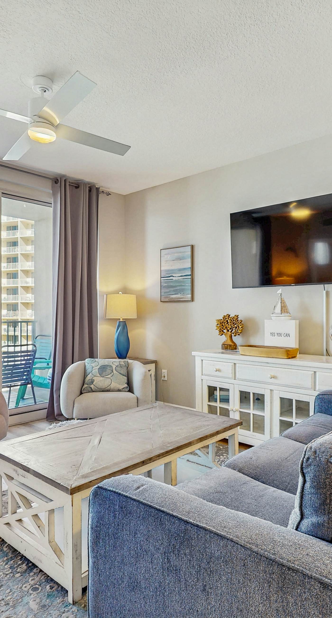 Gorgeous Beachfront Condo W/ Shared Pool/Hot Tub, Amazing Views & Beach Access