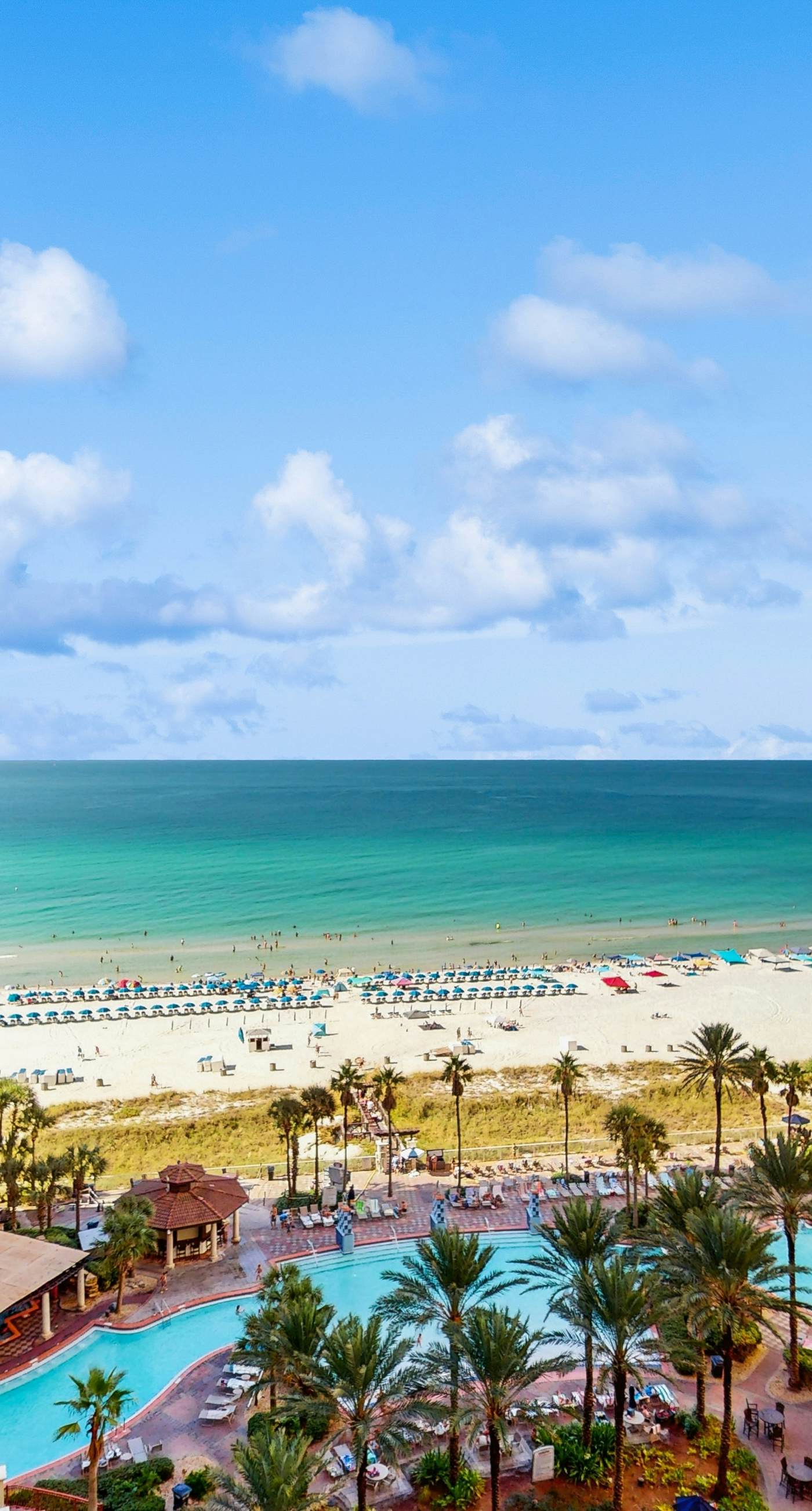Gorgeous Beachfront Condo W/ Shared Pool/Hot Tub, Amazing Views & Beach Access