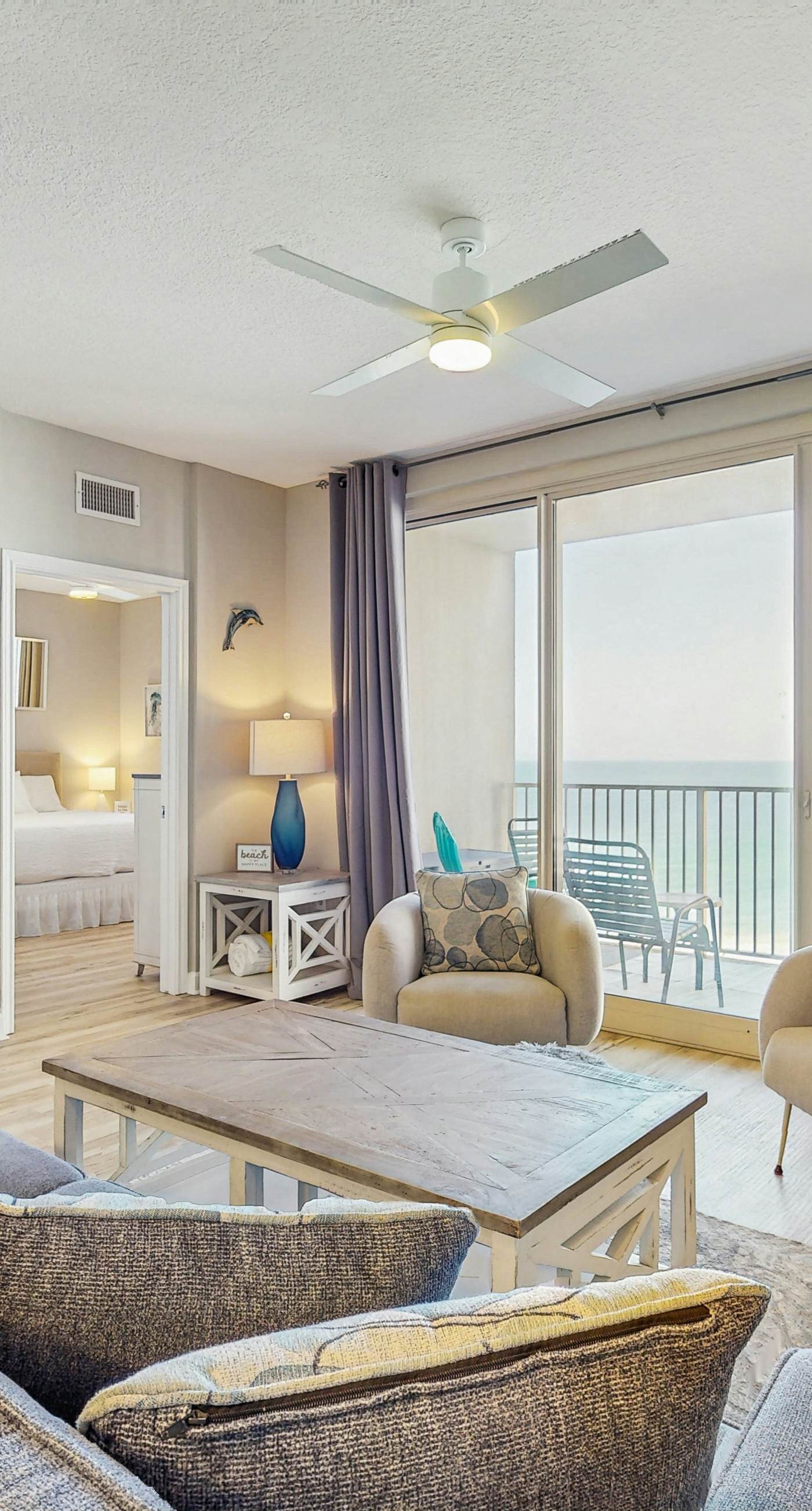 Gorgeous Beachfront Condo W/ Shared Pool/Hot Tub, Amazing Views & Beach Access