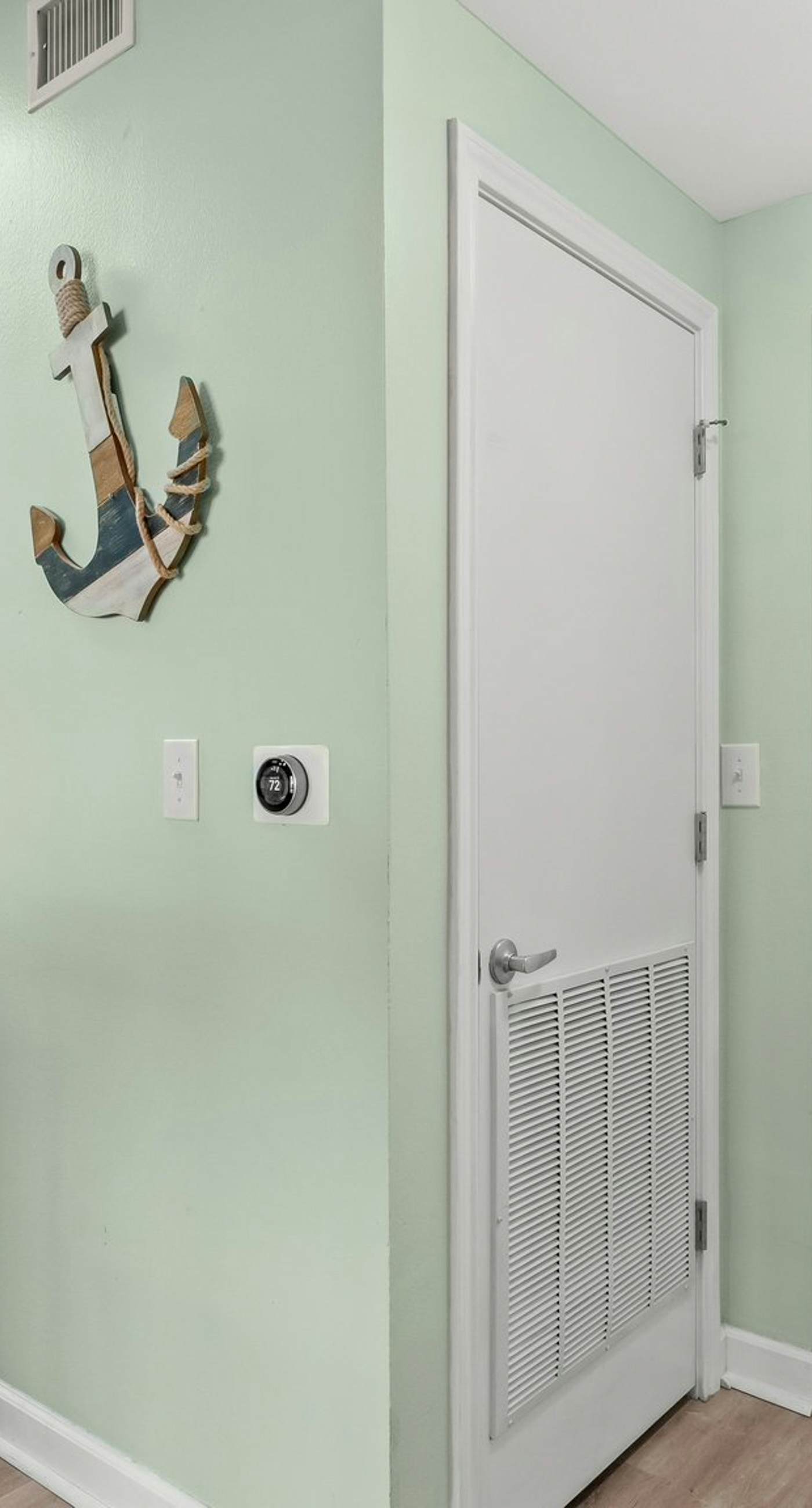 Beachfront retreat with pool, hot tub, gym, & seasonal beach chairs & umbrella