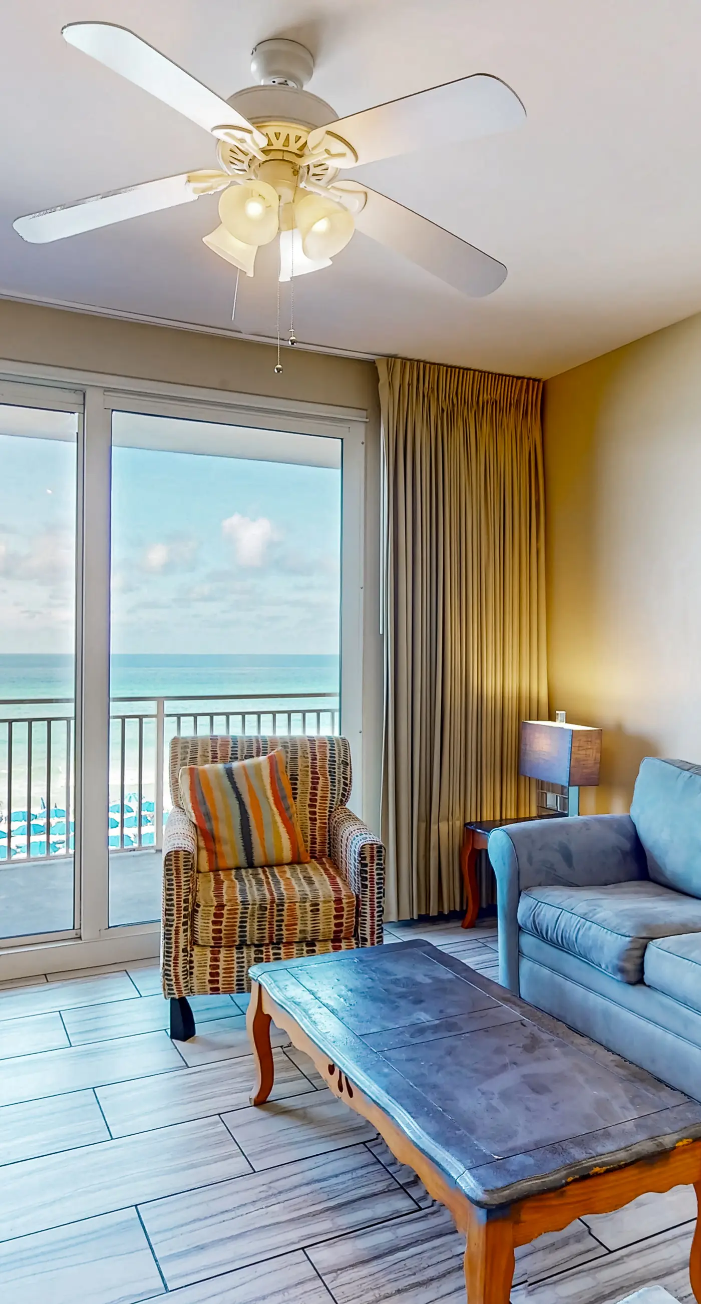 Convenient first-floor vacation suite with pool & hot tub access, free WiFi & AC