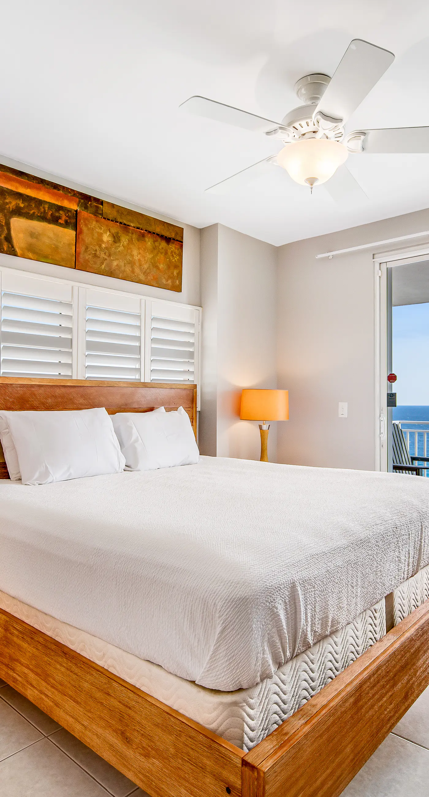 16th-floor oceanfront condo with pools & hot tub, ocean view, W/D & WiFi