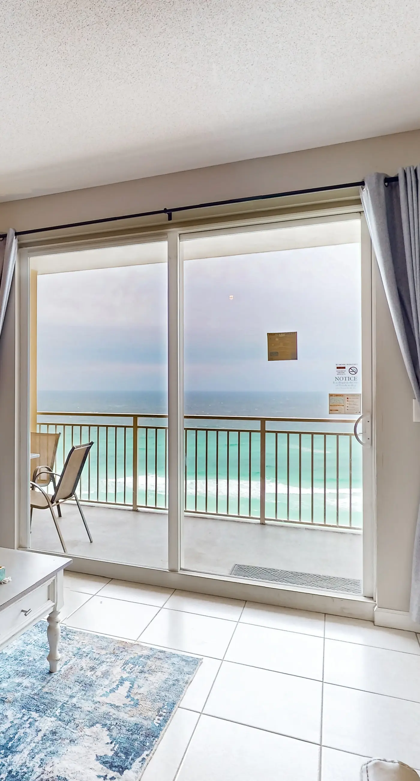 Gulf-front condo with free beach service, balcony & pool