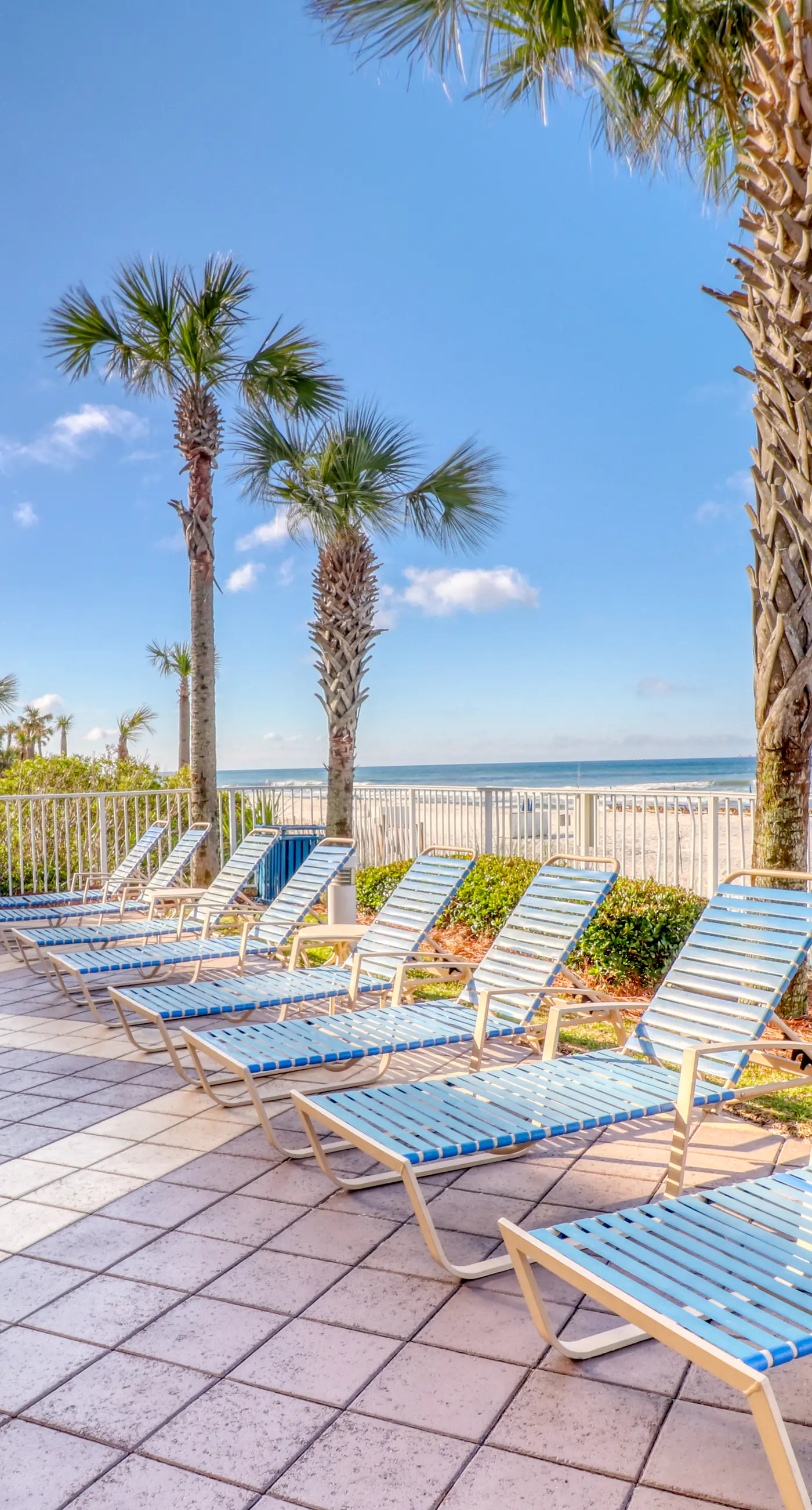 Gulf-front condo with free beach service, balcony & pool
