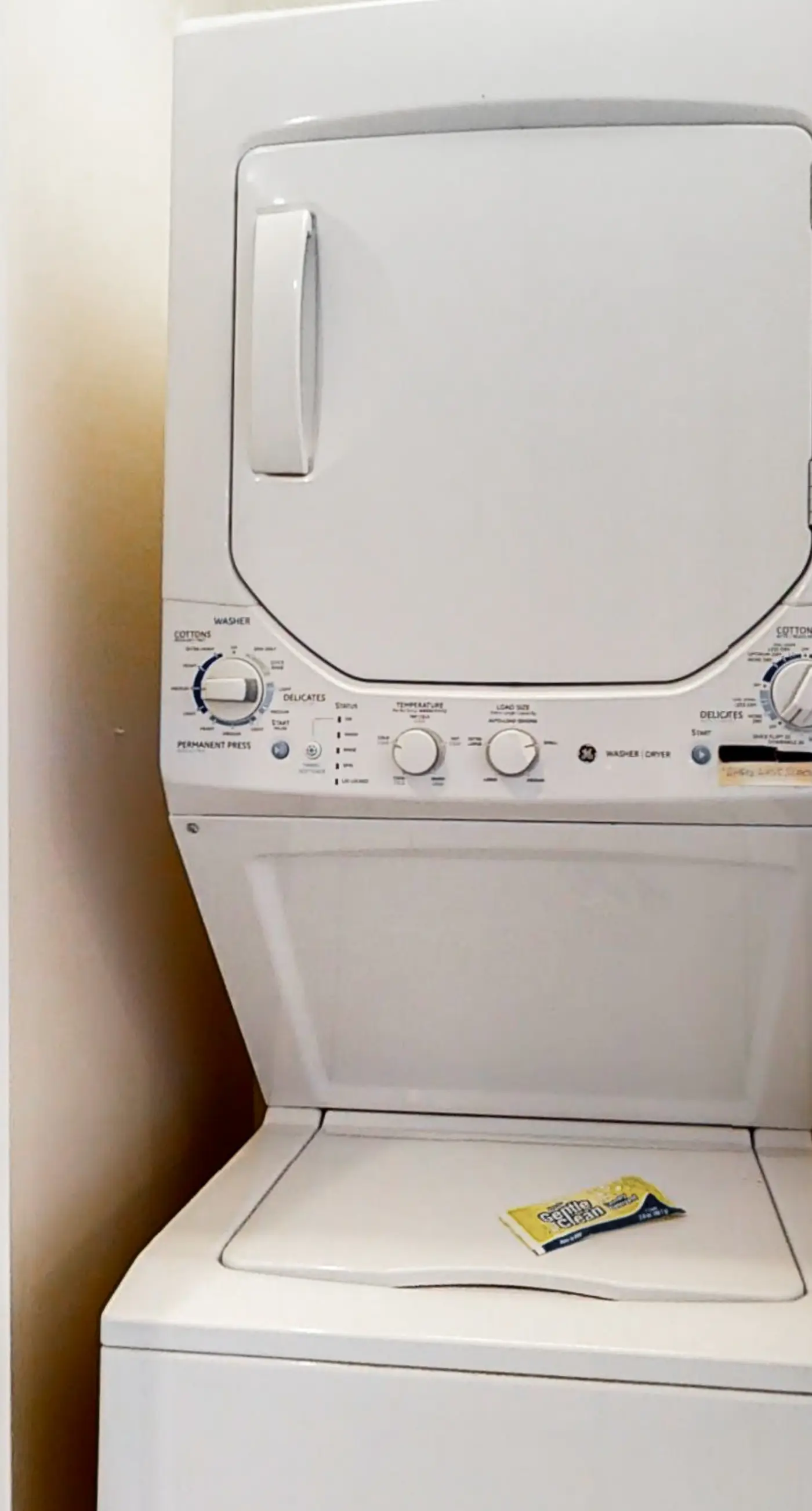 Stunning Florida getaway with Gulf view, pools, & central location