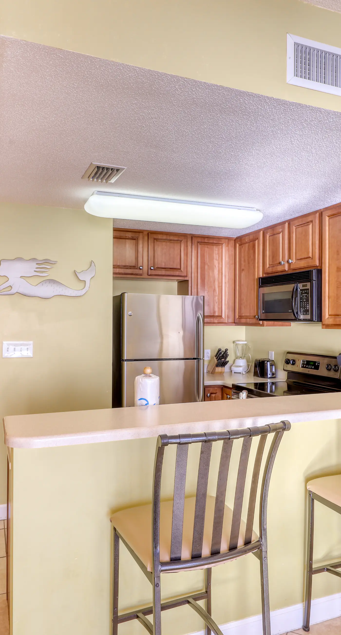 Gulf Front Family friendly getaway w/Beach Service