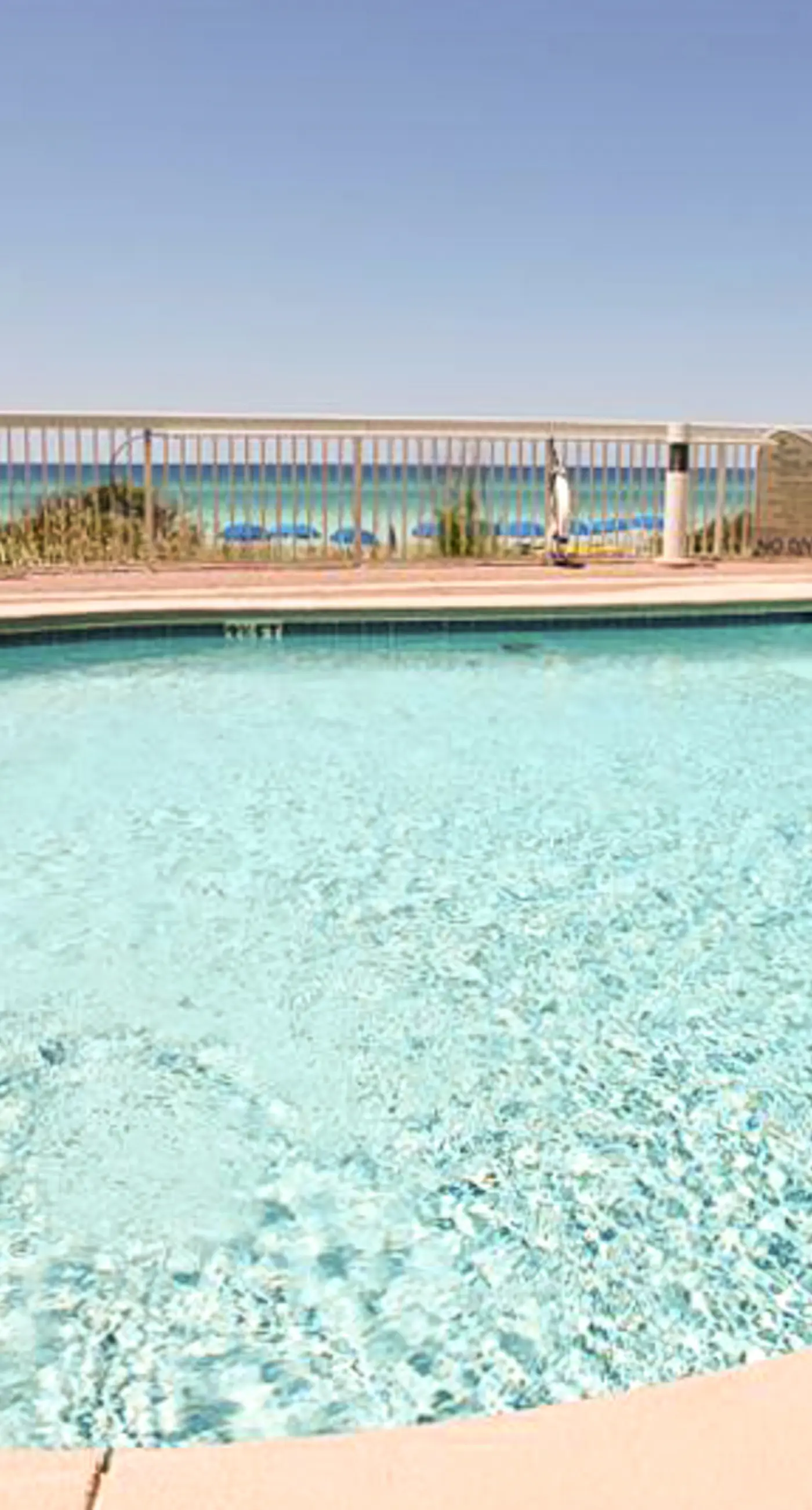 Gulf Front Family friendly getaway w/Beach Service