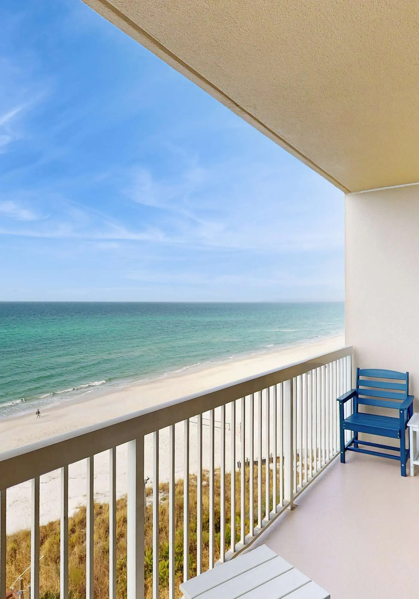 Gulf Front Family friendly getaway w/Beach Service