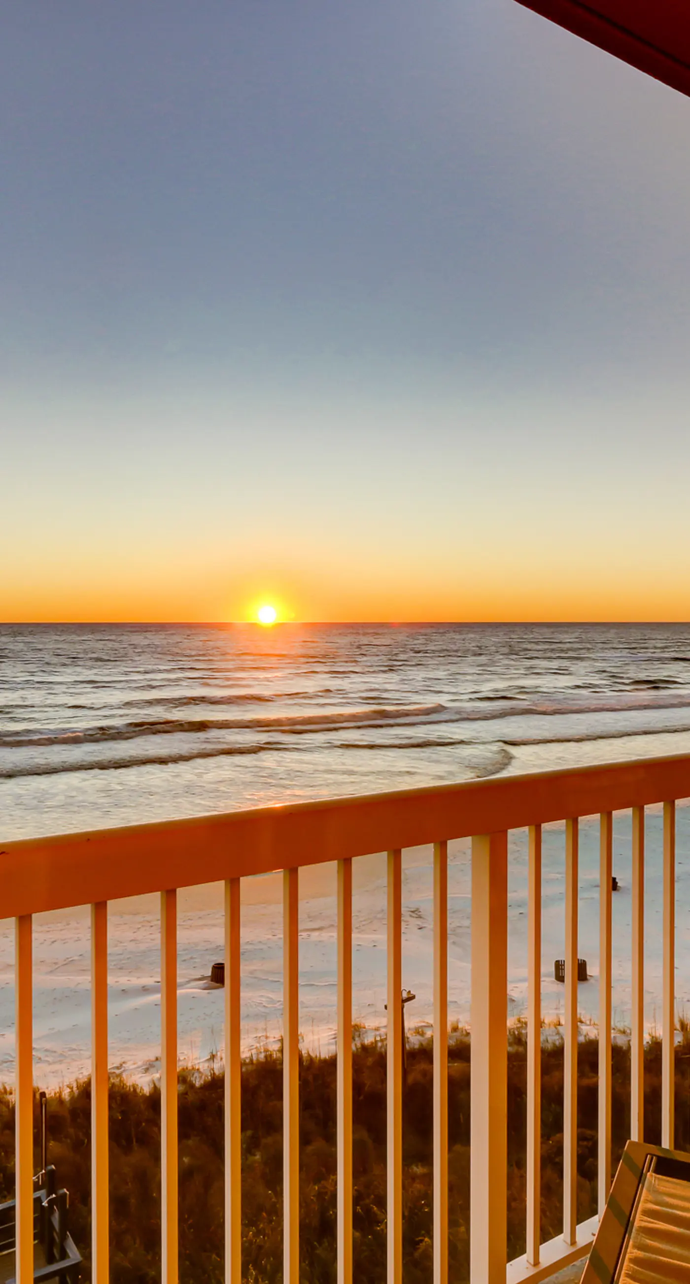 Dreamy retreat on the Gulf with pool, basketball court & beach access