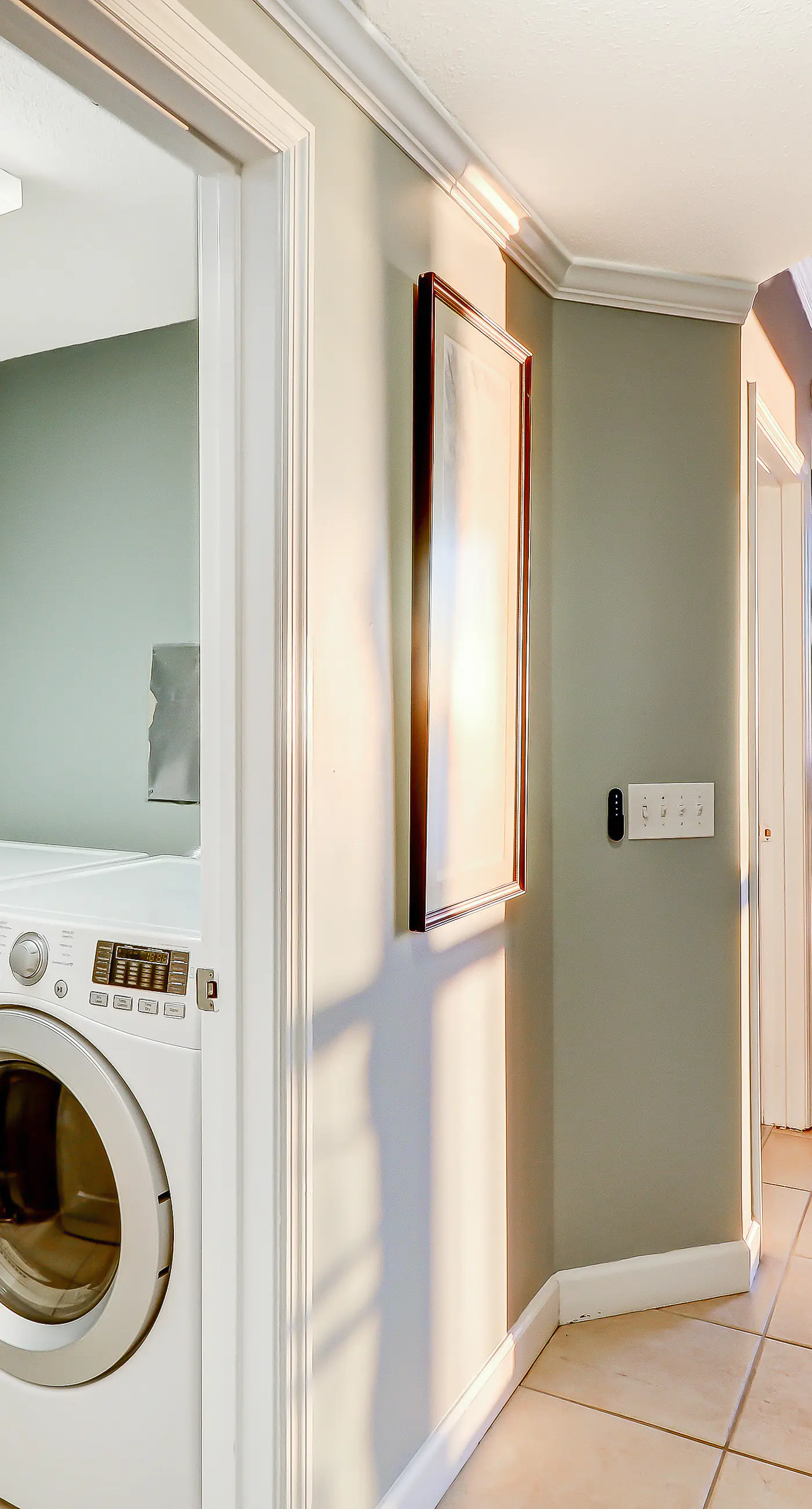 Dreamy retreat on the Gulf with pool, basketball court & beach access