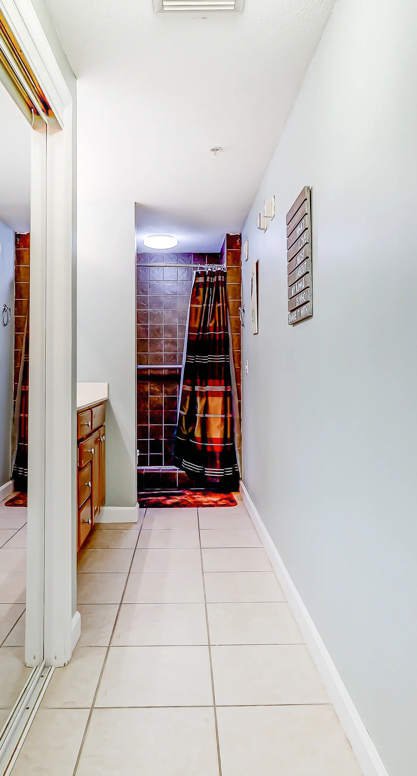 Dreamy retreat on the Gulf with pool, basketball court & beach access