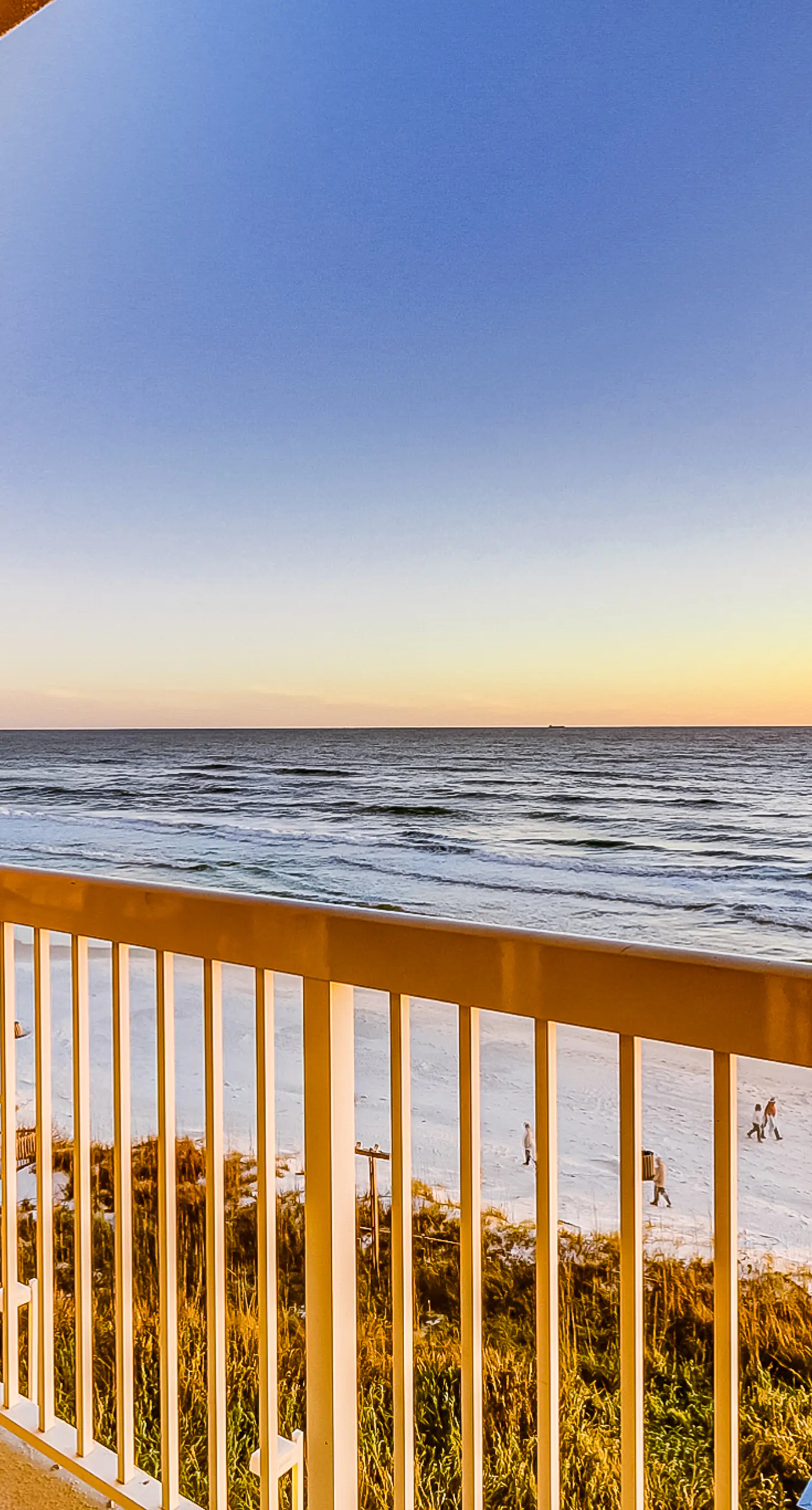 Dreamy retreat on the Gulf with pool, basketball court & beach access