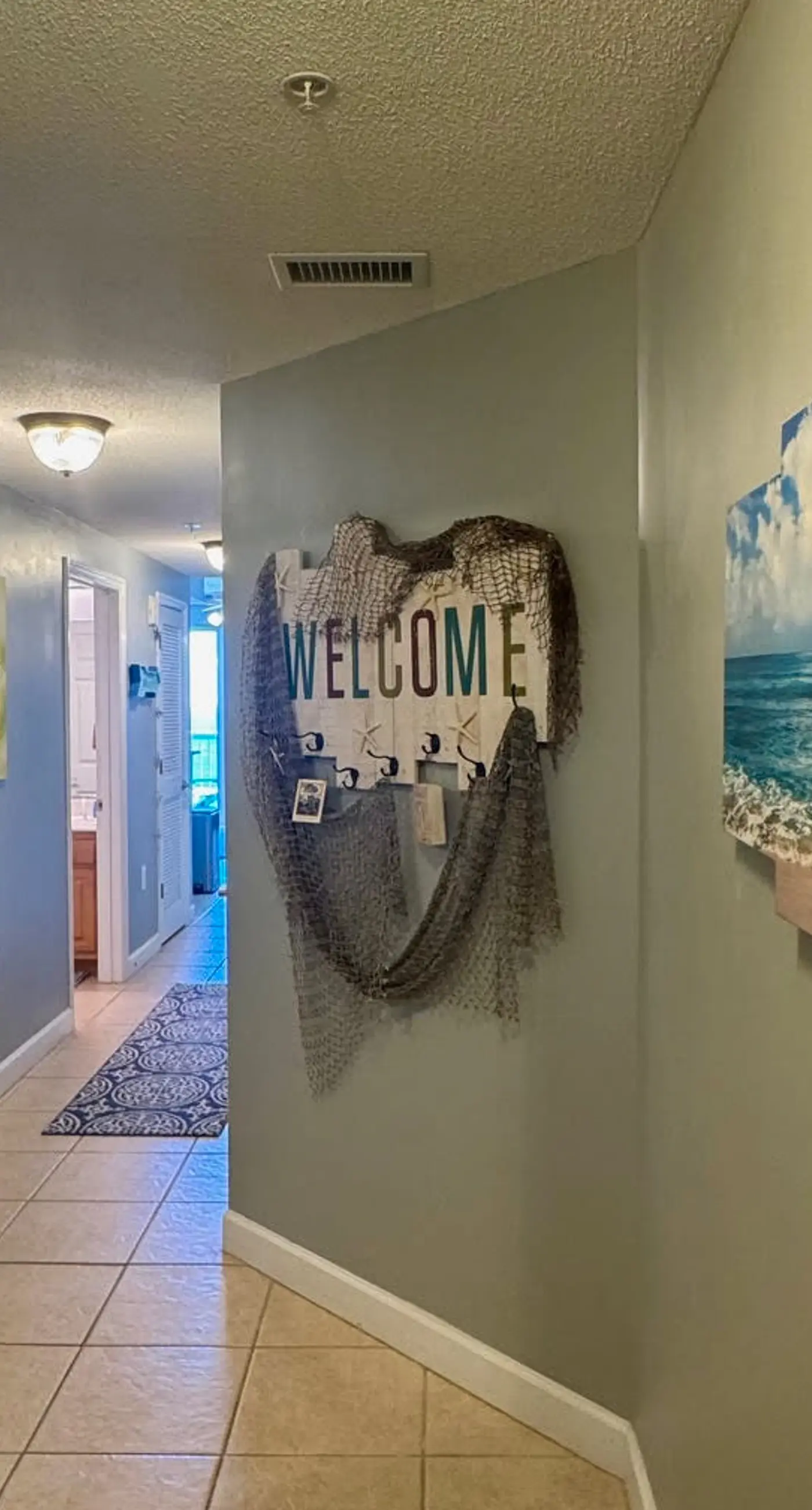 Gorgeous beachfront condo, shared pool and beach access