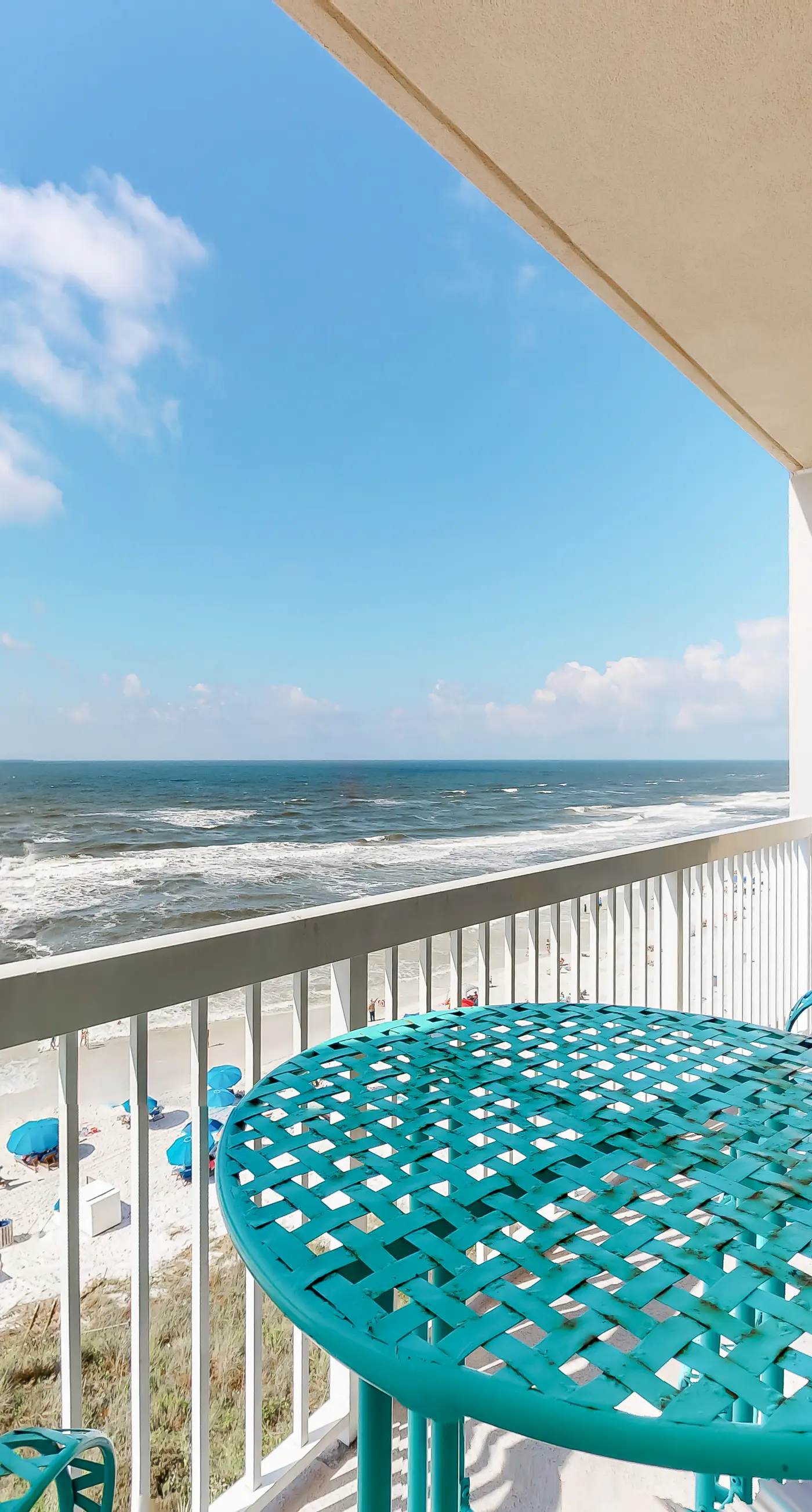 Fun beach getaway with beautiful views, pools, hot tub & beach access