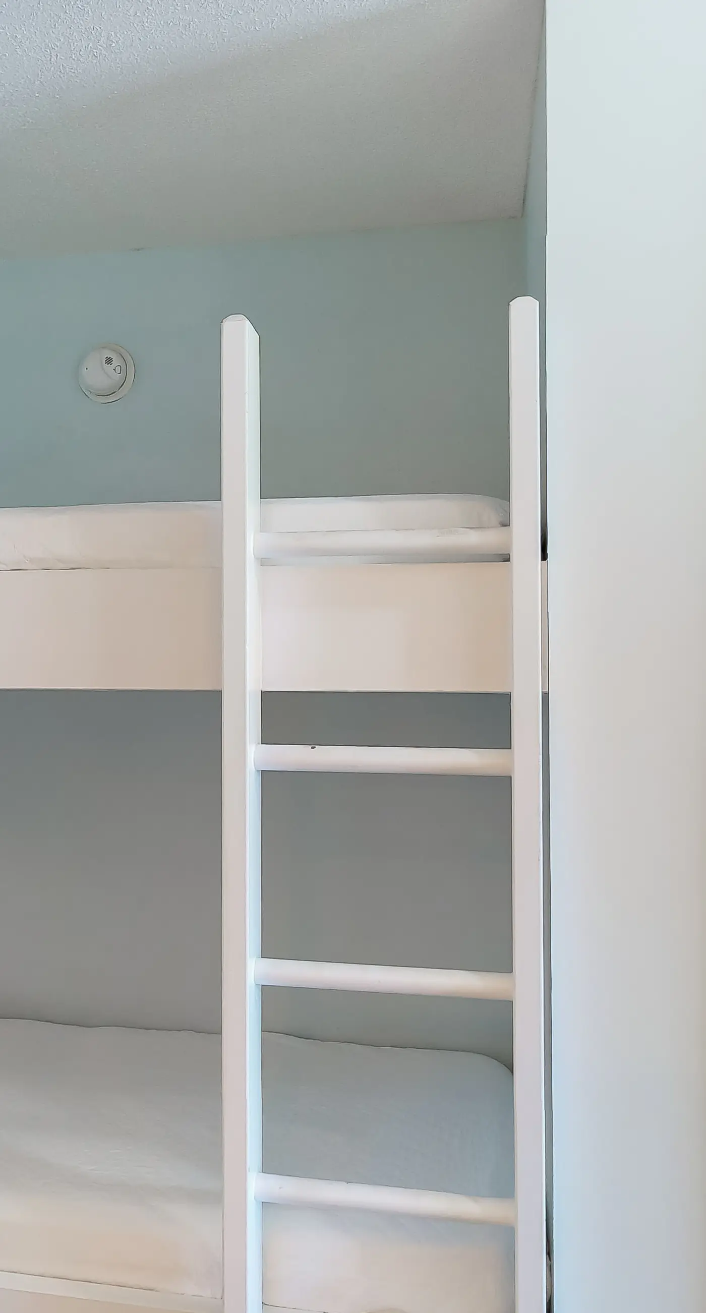 Fun beach getaway with beautiful views, pools, hot tub & beach access