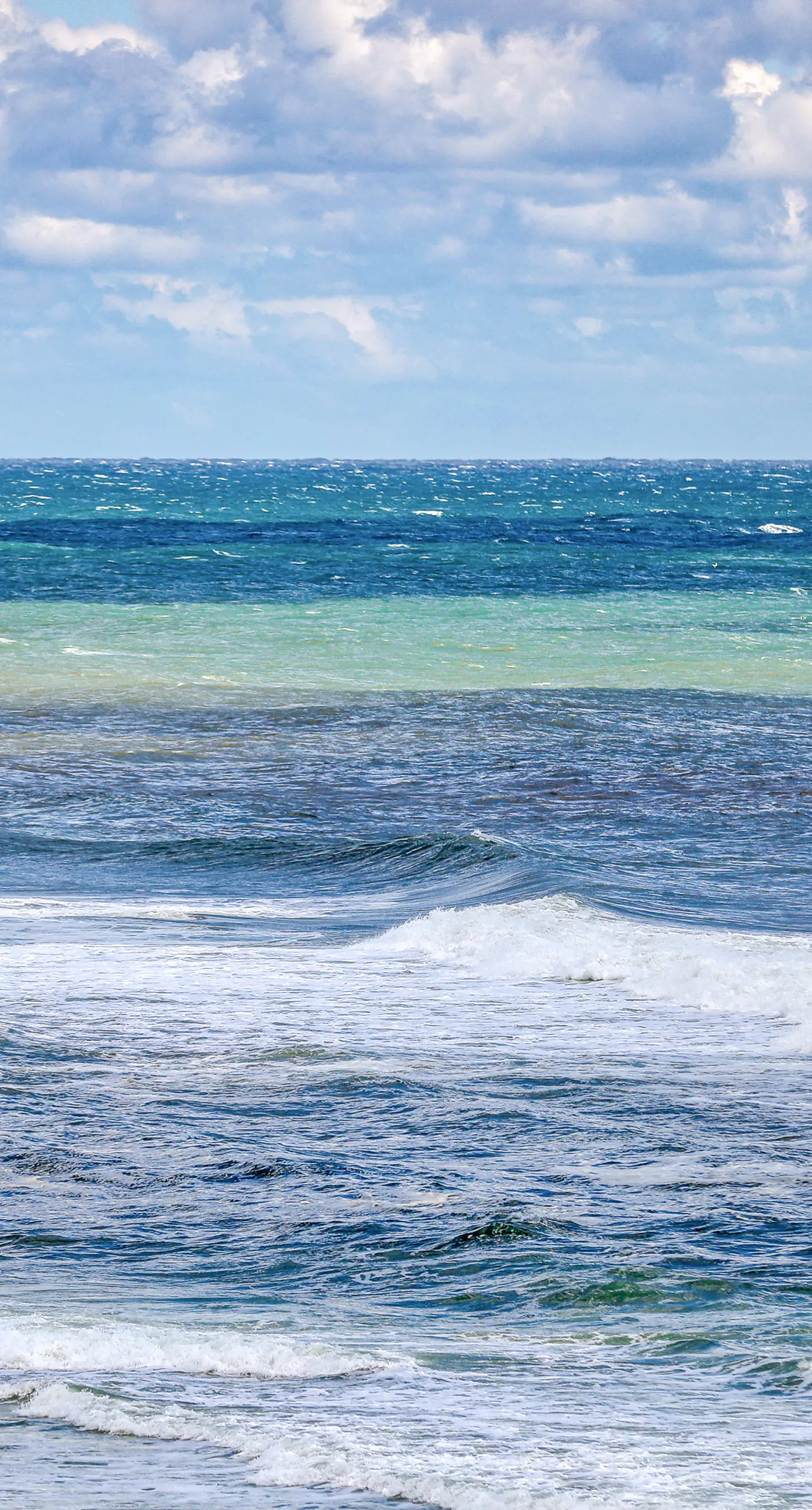 Fun beach getaway with beautiful views, pools, hot tub & beach access