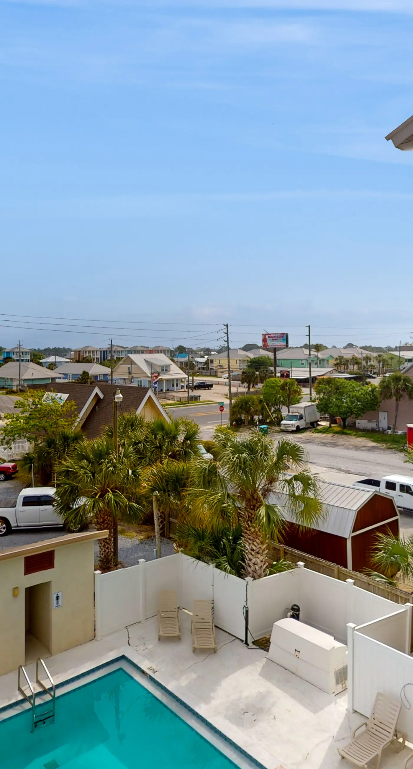 Cozy Coastal Condo w/ a Shared Pool, Free WiFi, Private Washer/Dryer, & A/C