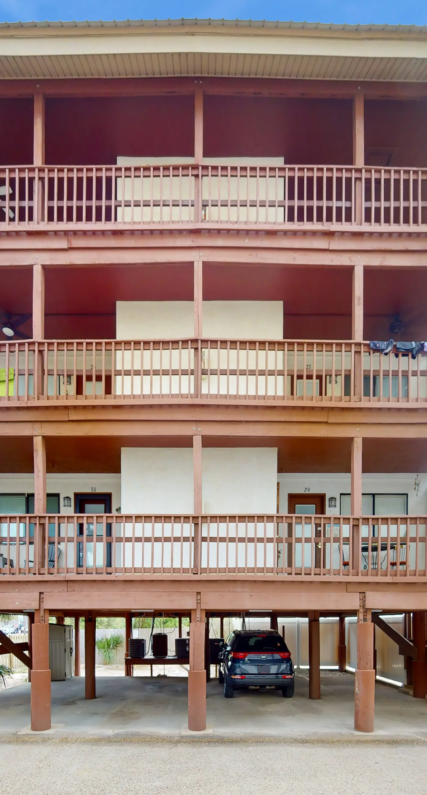 Cozy Coastal Condo w/ a Shared Pool, Free WiFi, Private Washer/Dryer, & A/C