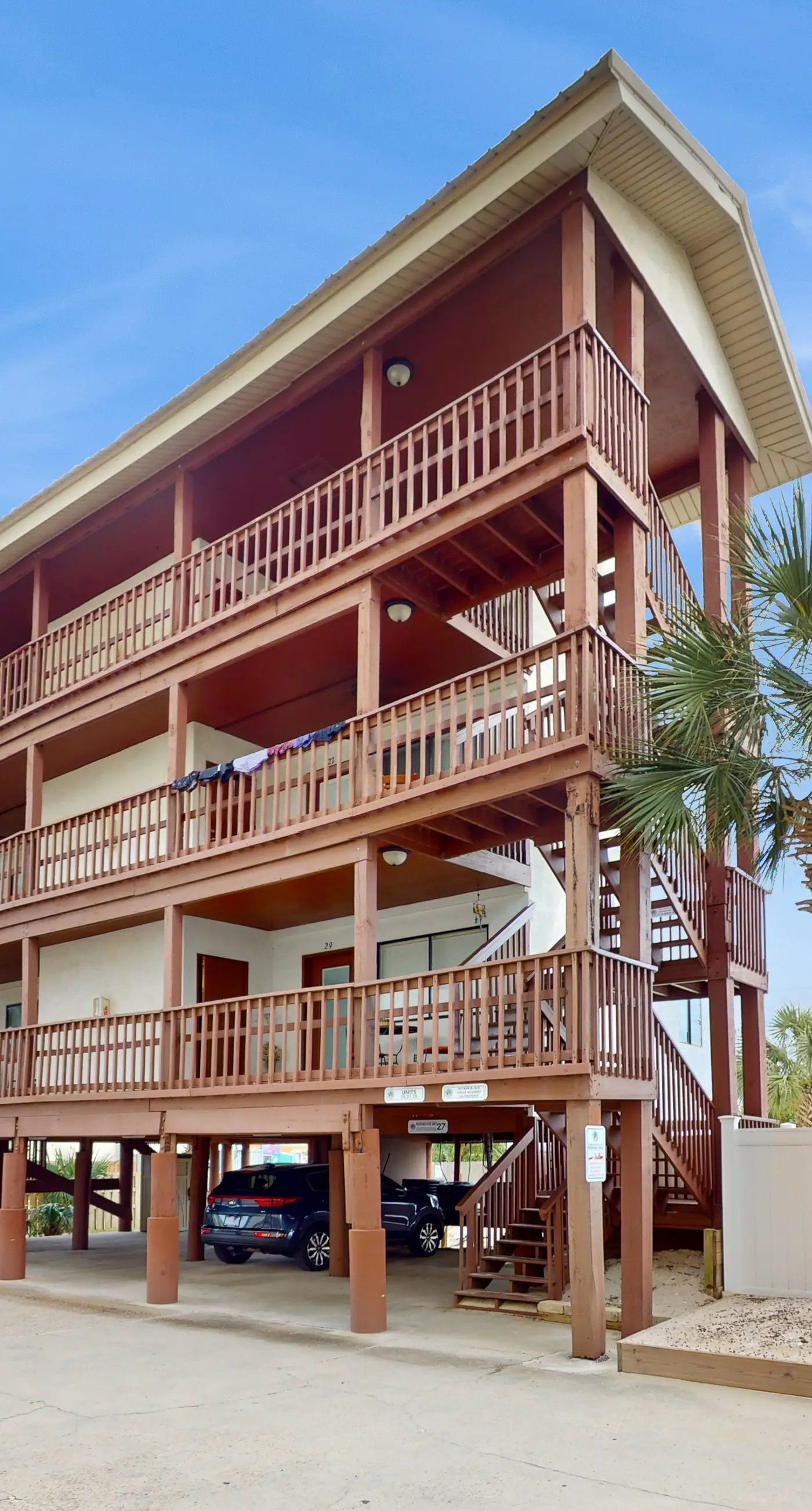 Cozy Coastal Condo w/ a Shared Pool, Free WiFi, Private Washer/Dryer, & A/C