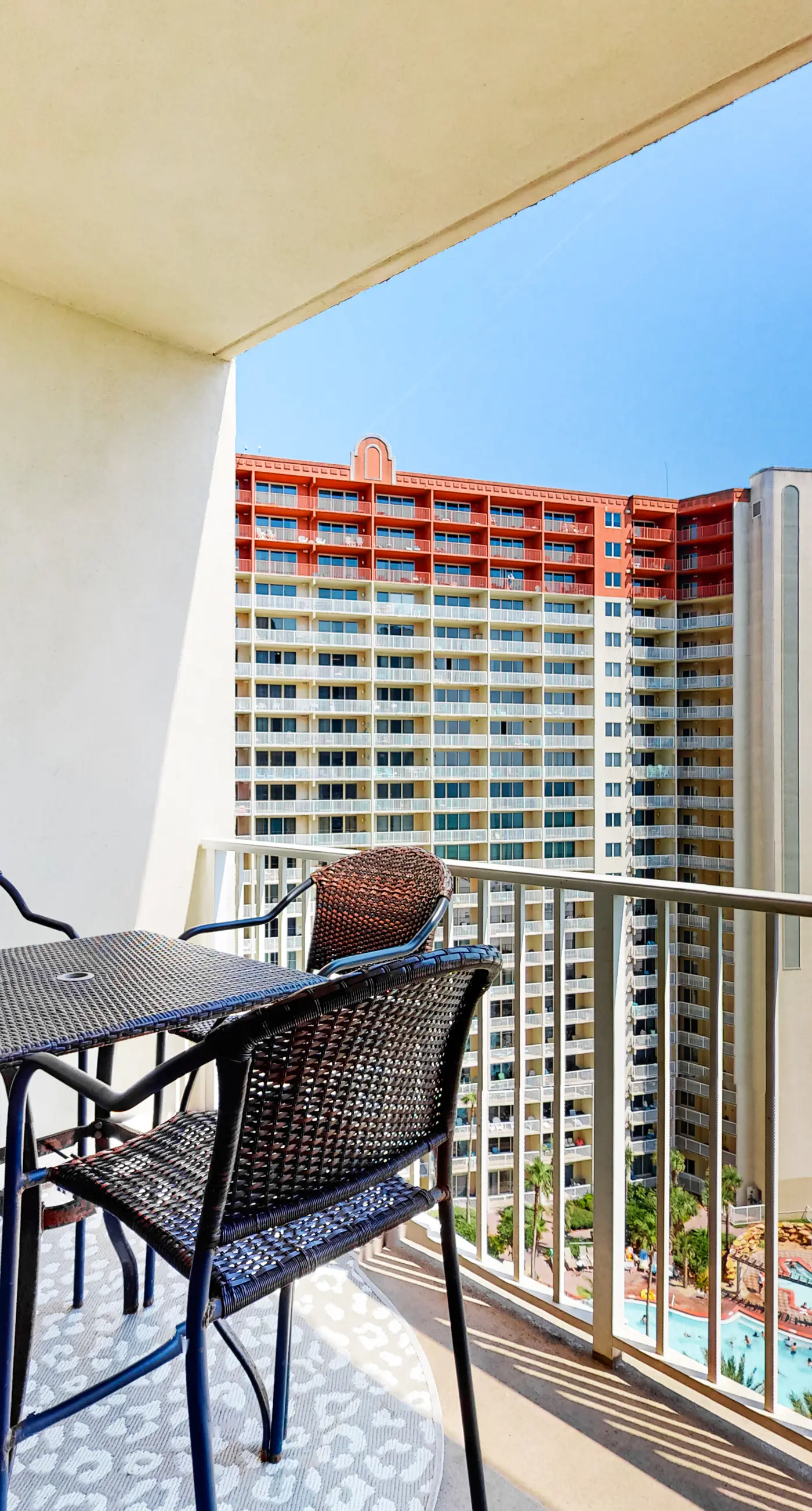 Updated beachfront condo with pool, hot tub, W/D, & central AC