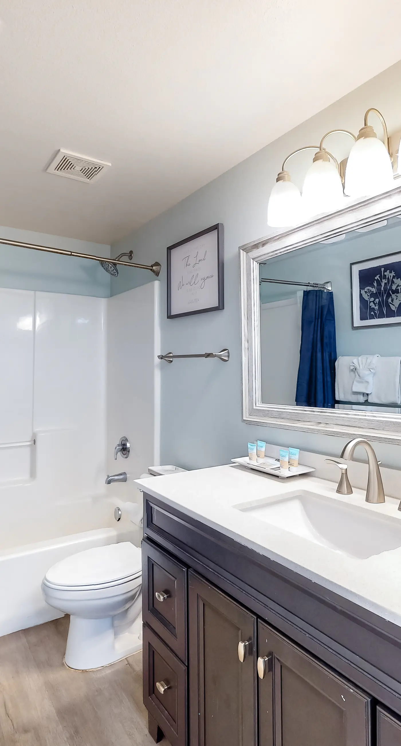 Updated beachfront condo with pool, hot tub, W/D, & central AC